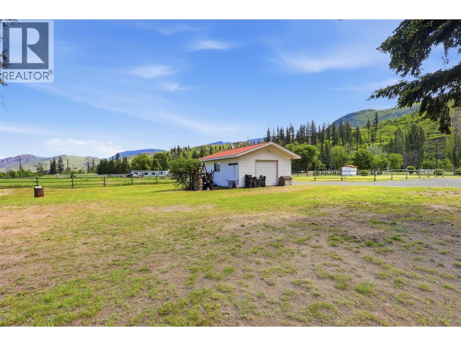 3191 Yellowhead Highway S - 40