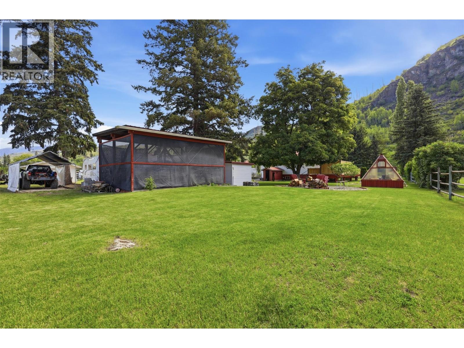 3191 Yellowhead Highway S - 42