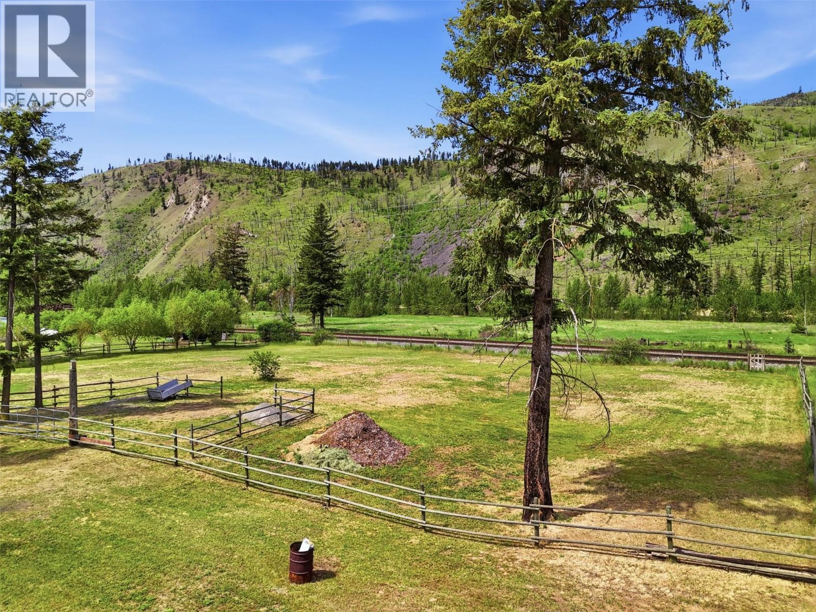 3191 Yellowhead Highway S - 53