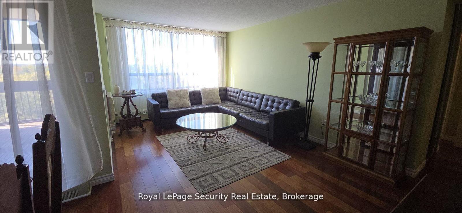 #805 2556 ARGYLE ROAD - 8
