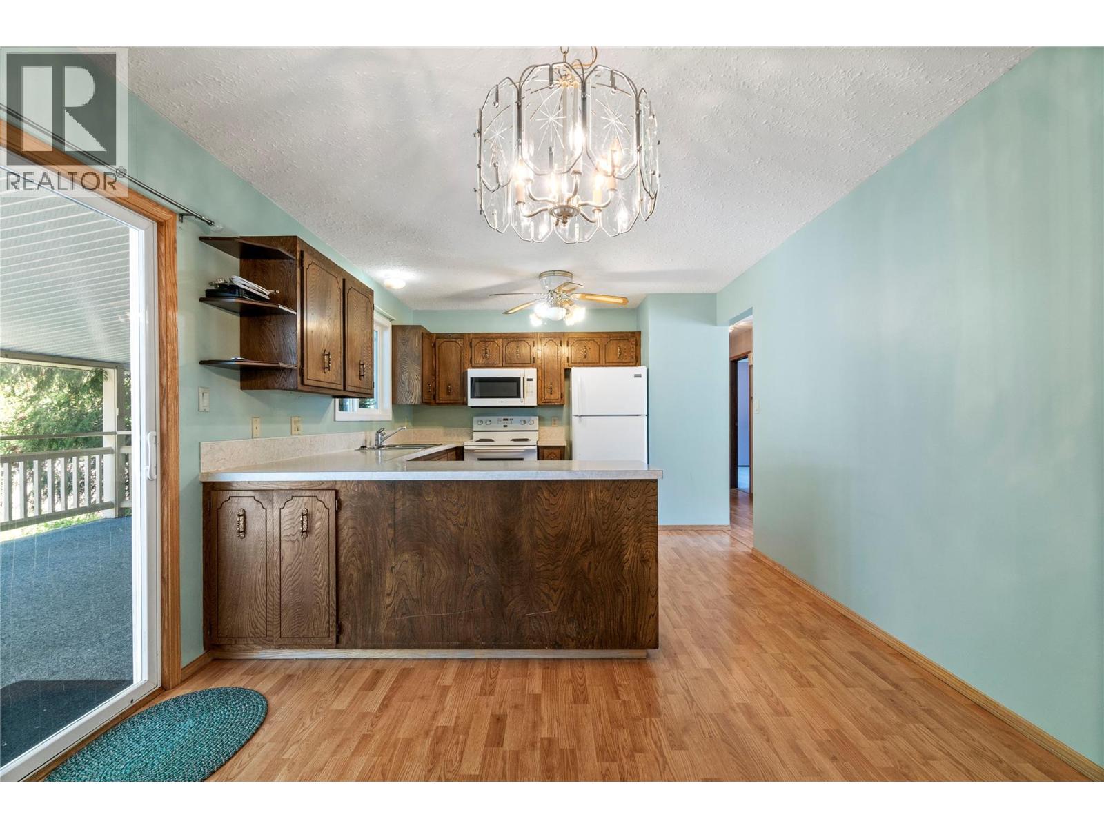 851 26 Street SE, Salmon Arm