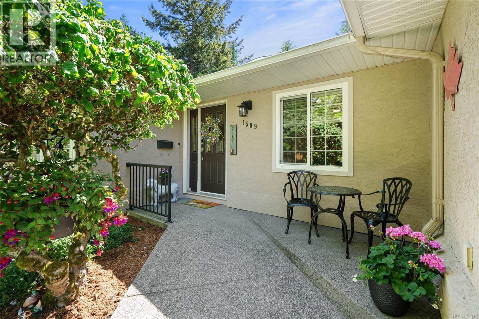 1599 Dean Park Rd - 53