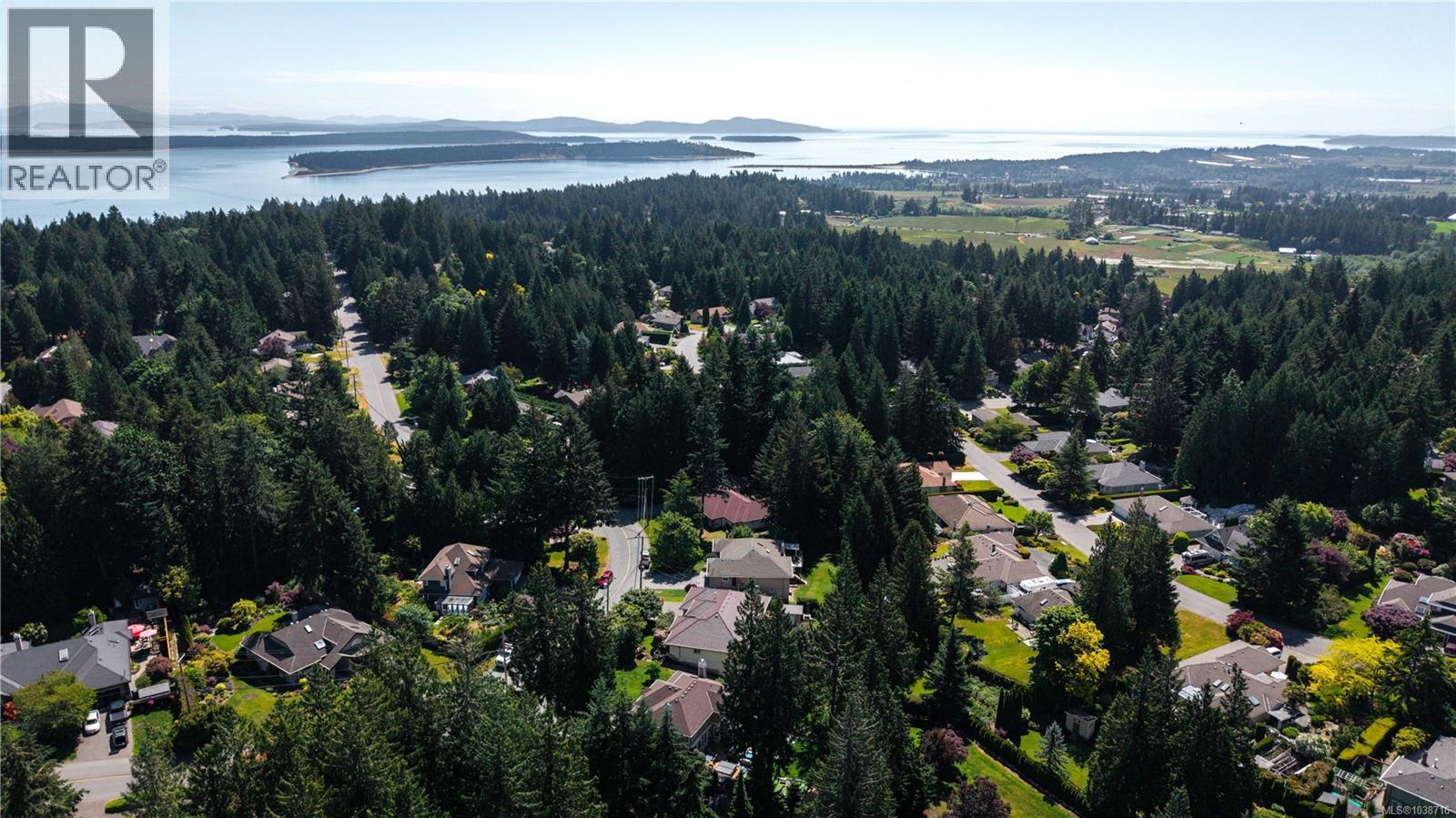 1599 Dean Park Rd - 83