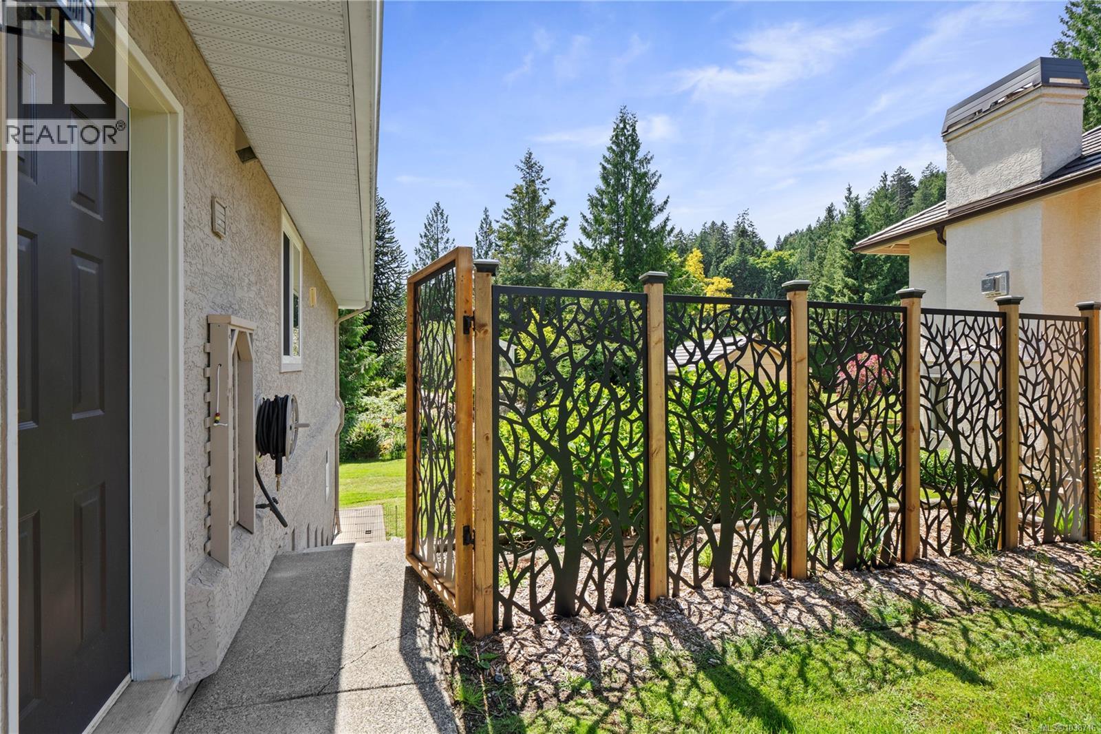 1599 Dean Park Rd - 55
