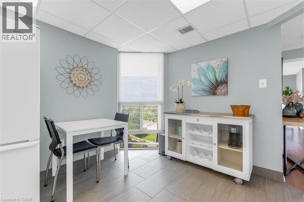 #909 5090 PINEDALE Avenue - 9
