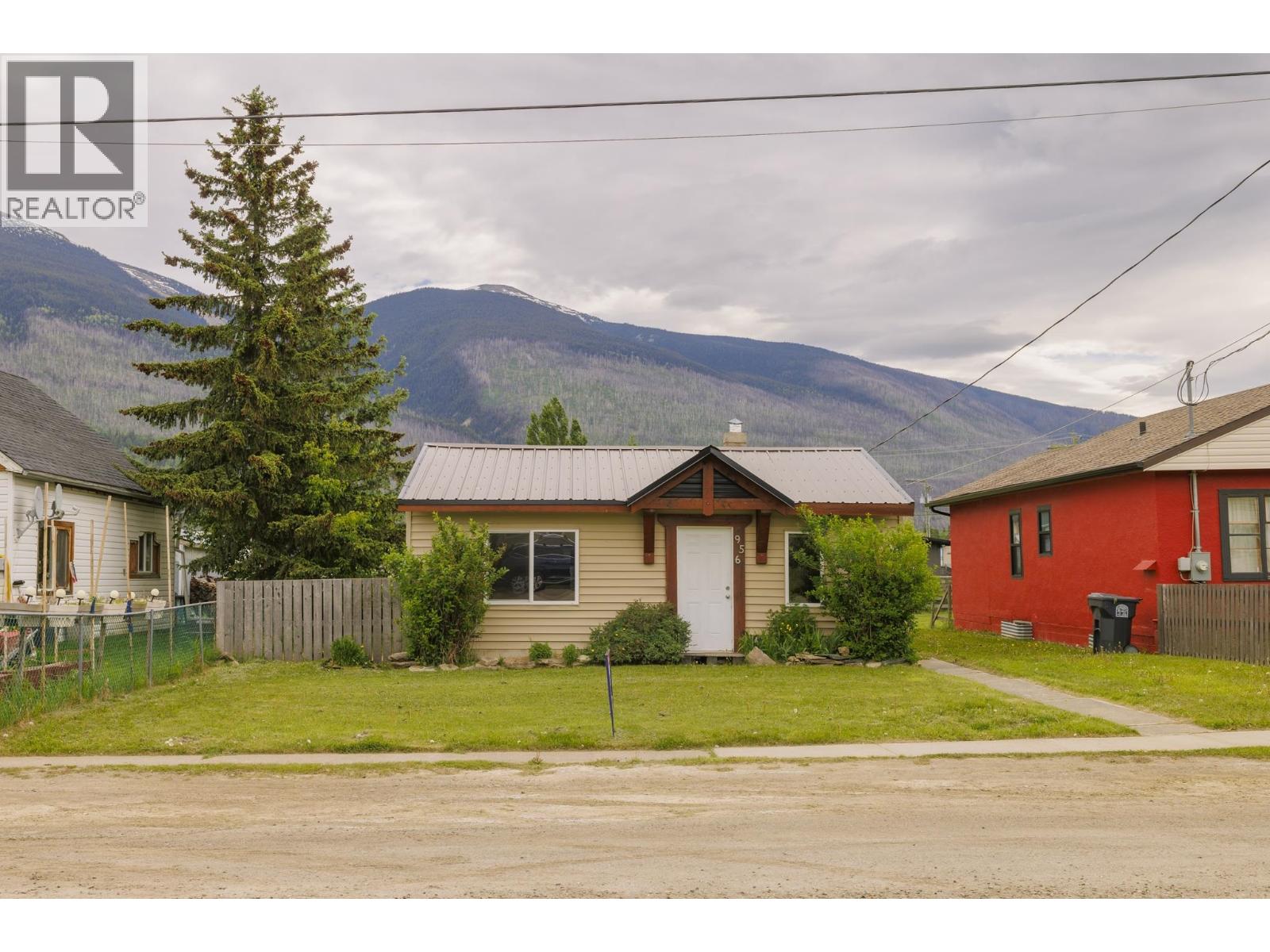 956 4TH AVENUE - 1
