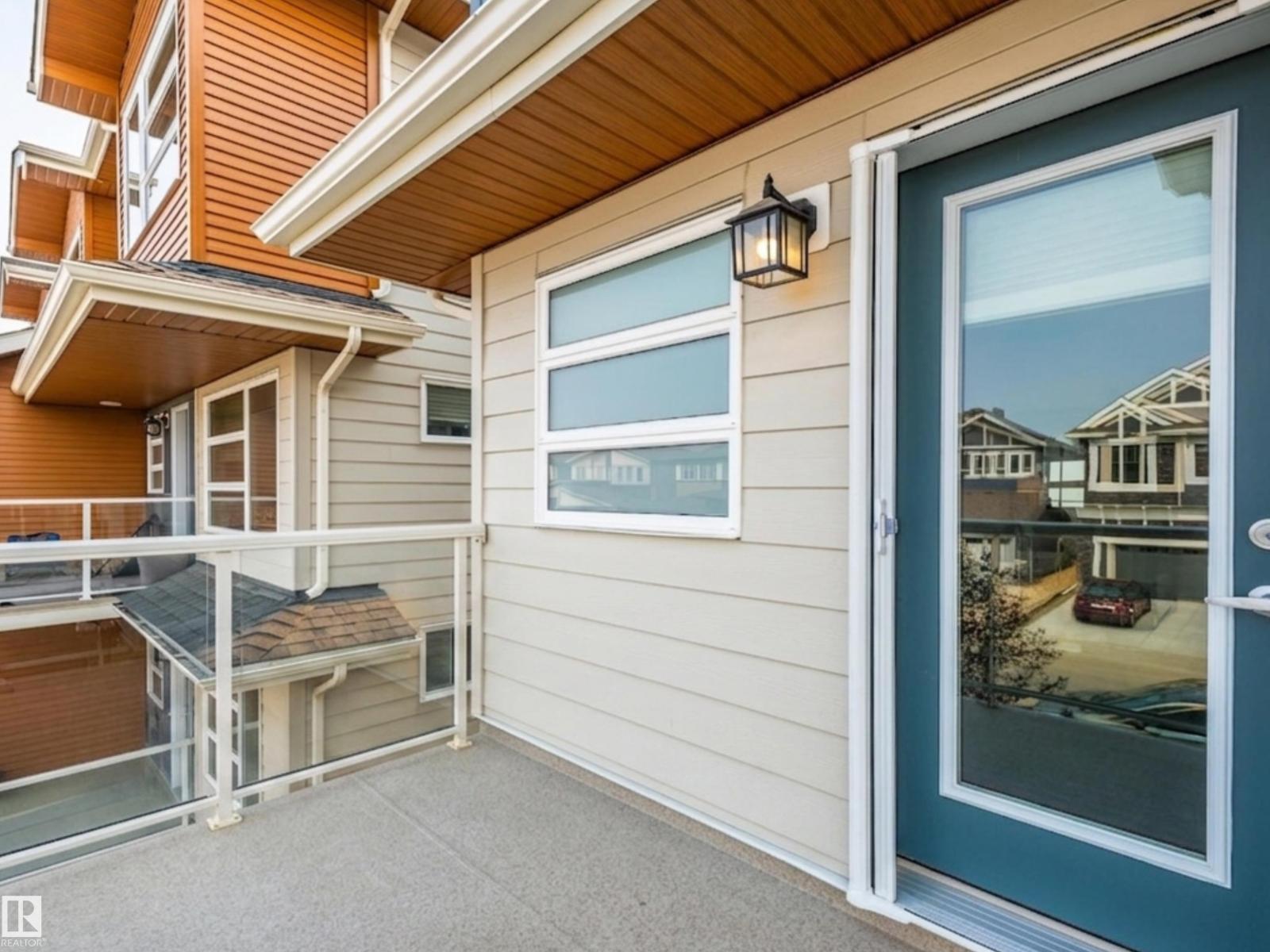 17263 9 AV SW SW - 4