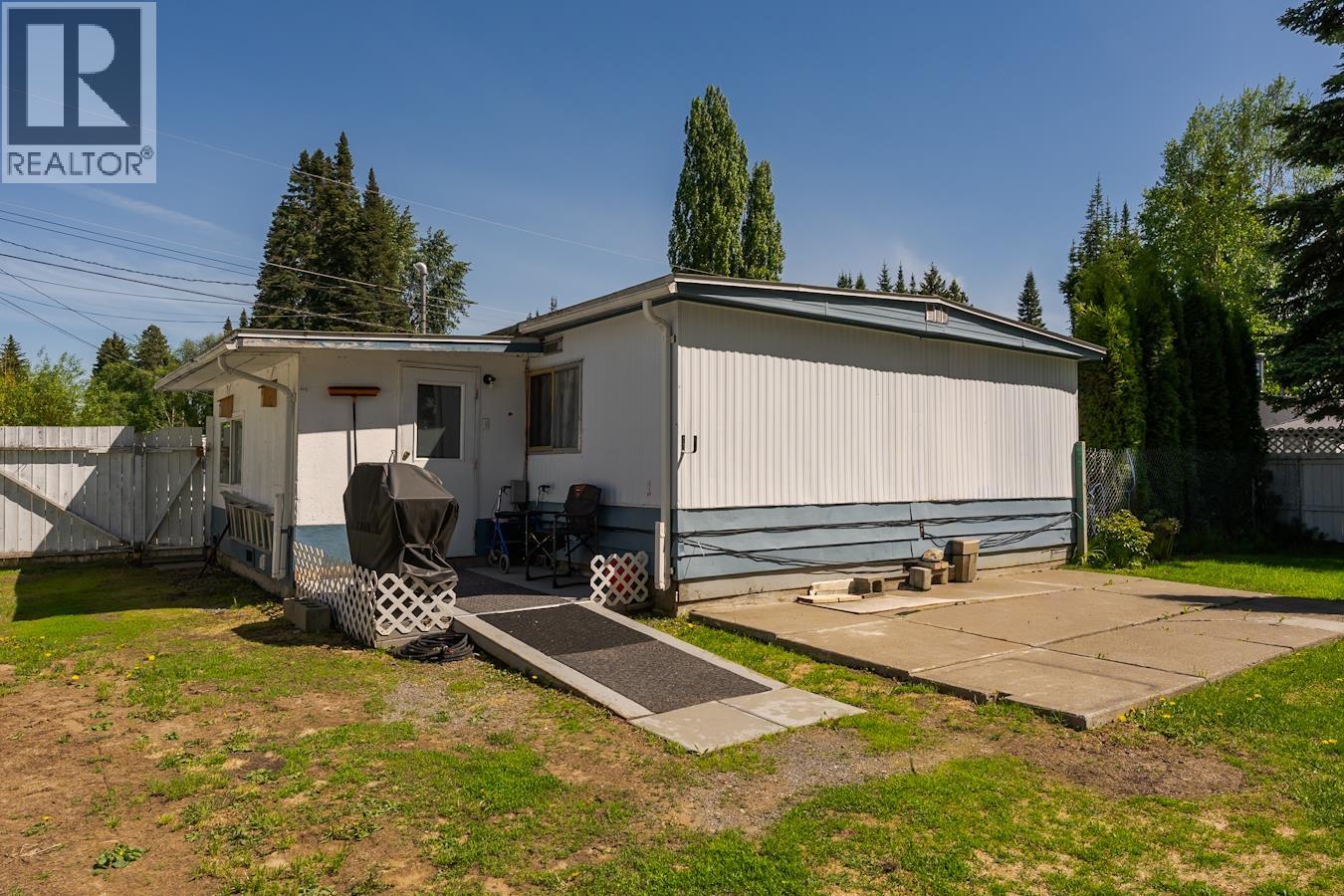 6815 LANGER CRESCENT - 22
