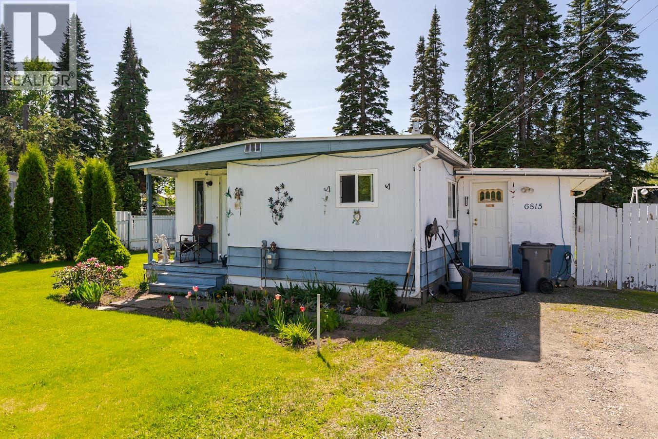 6815 LANGER CRESCENT - 35