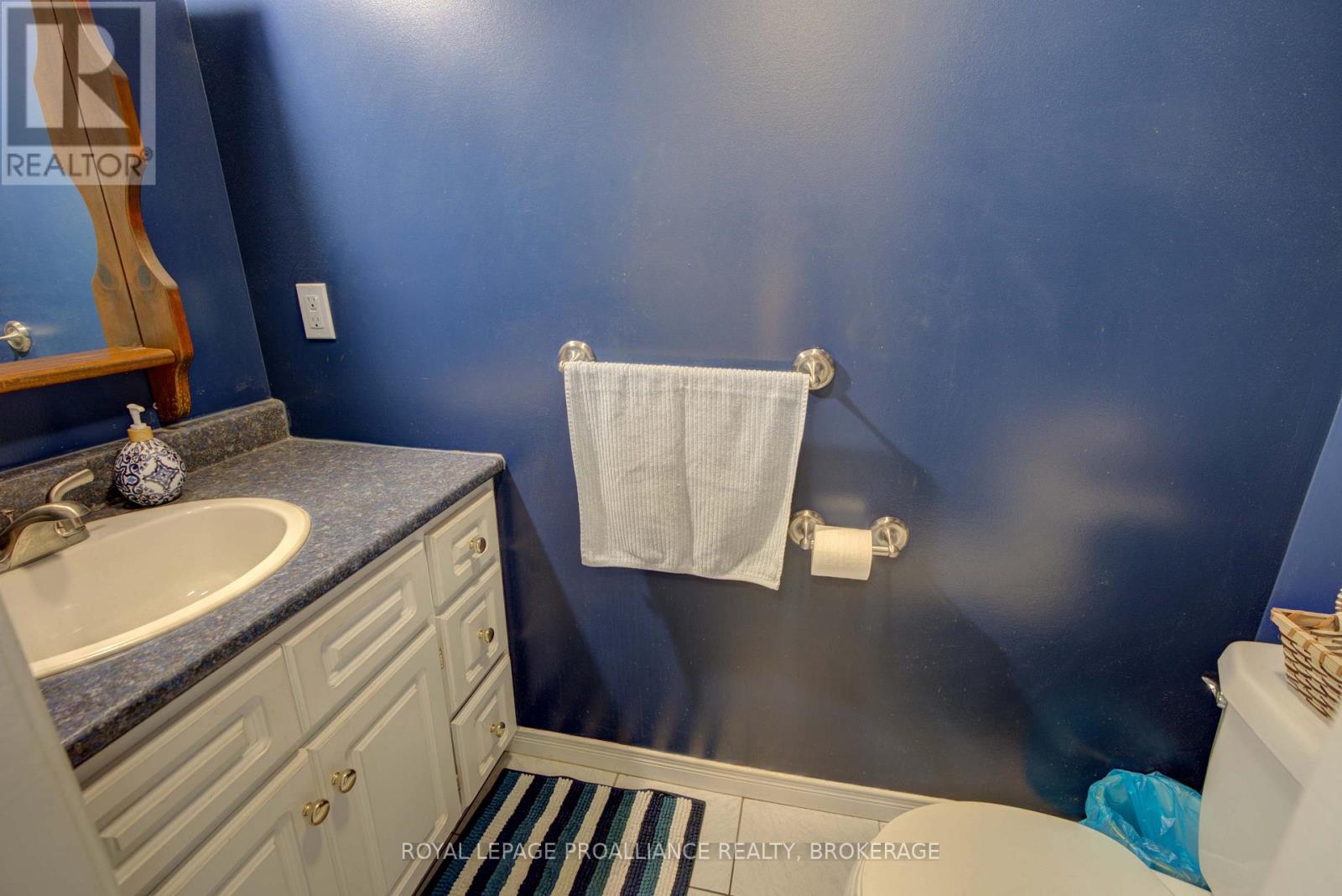605 FERNMOOR DRIVE - 21