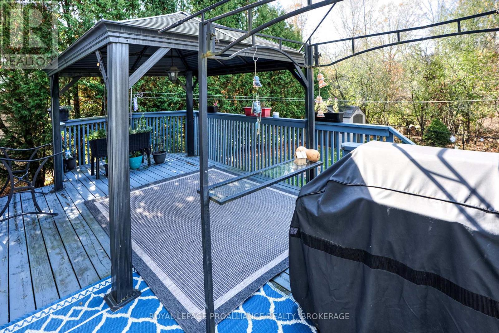 605 FERNMOOR DRIVE - 40