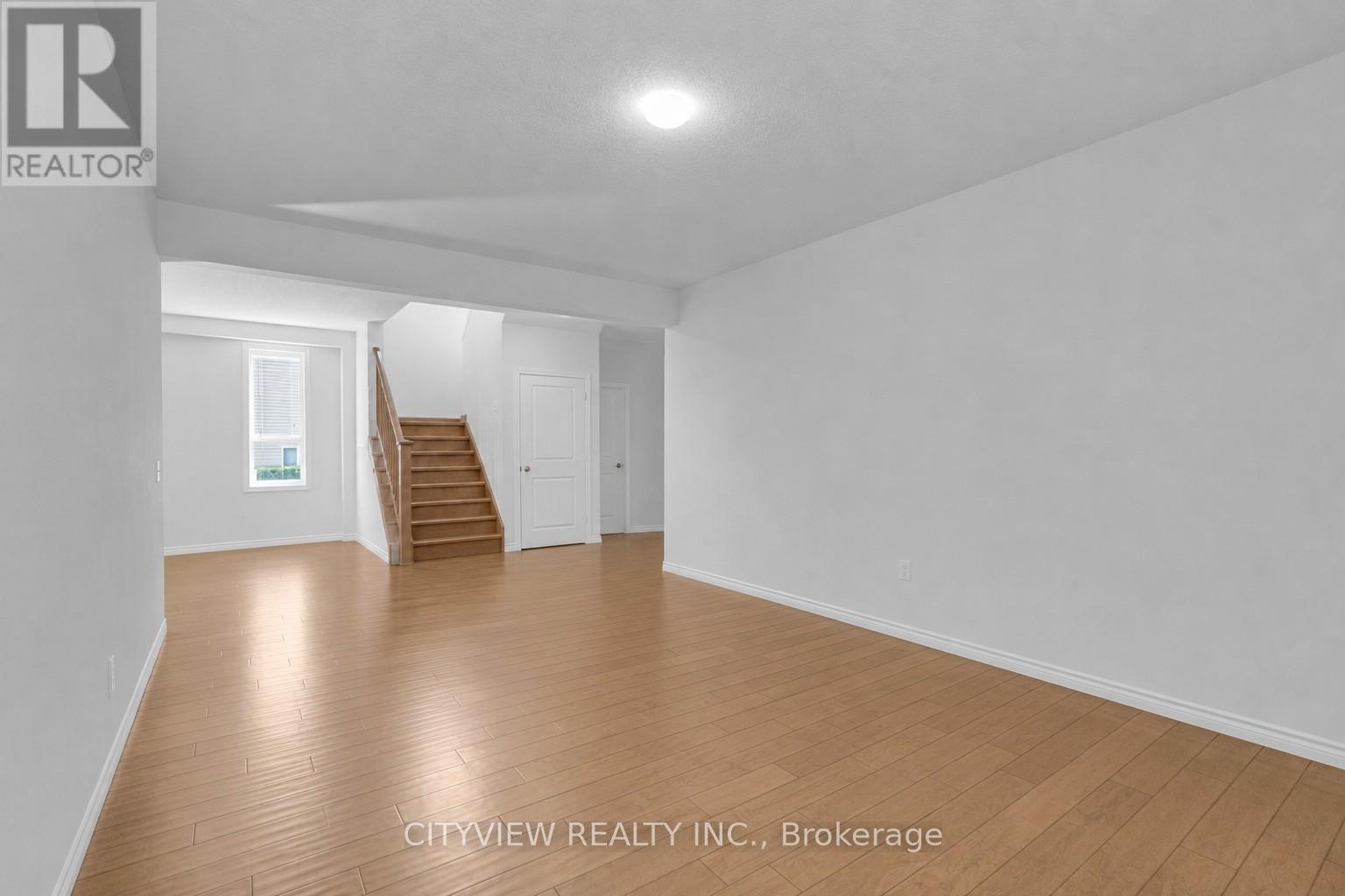 28 HARTFIELD STREET - 10