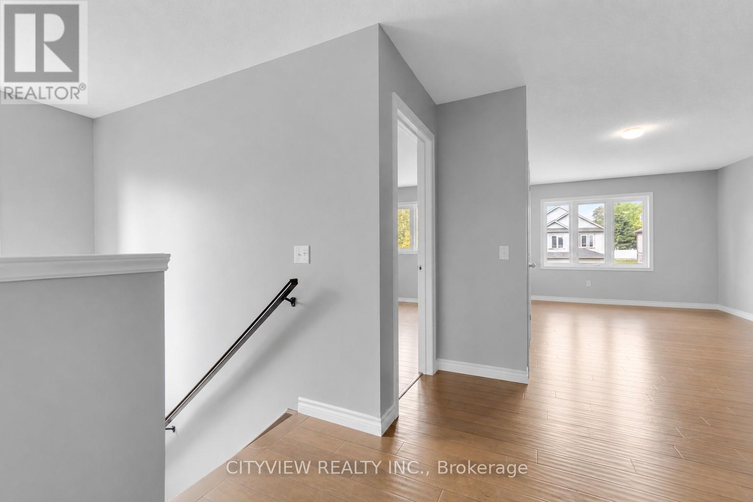 28 HARTFIELD STREET - 18