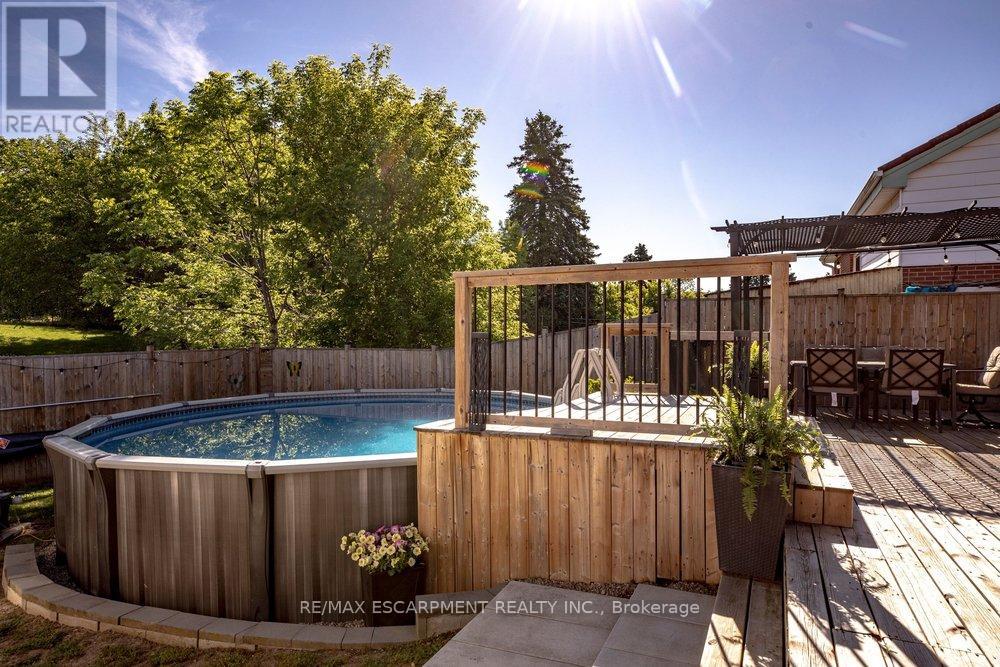15 FAIRCOURT DRIVE - 23