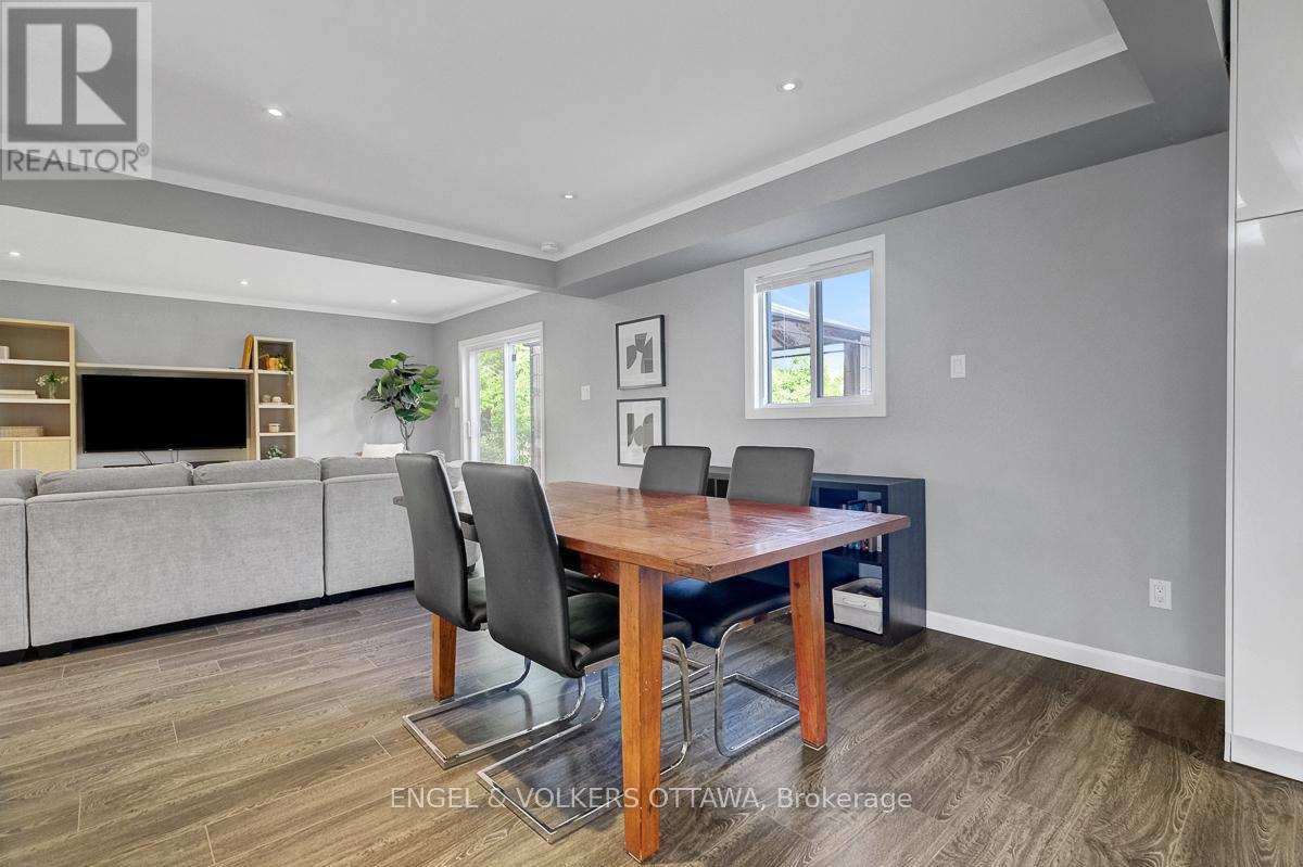 6138 VINEYARD DRIVE - 17