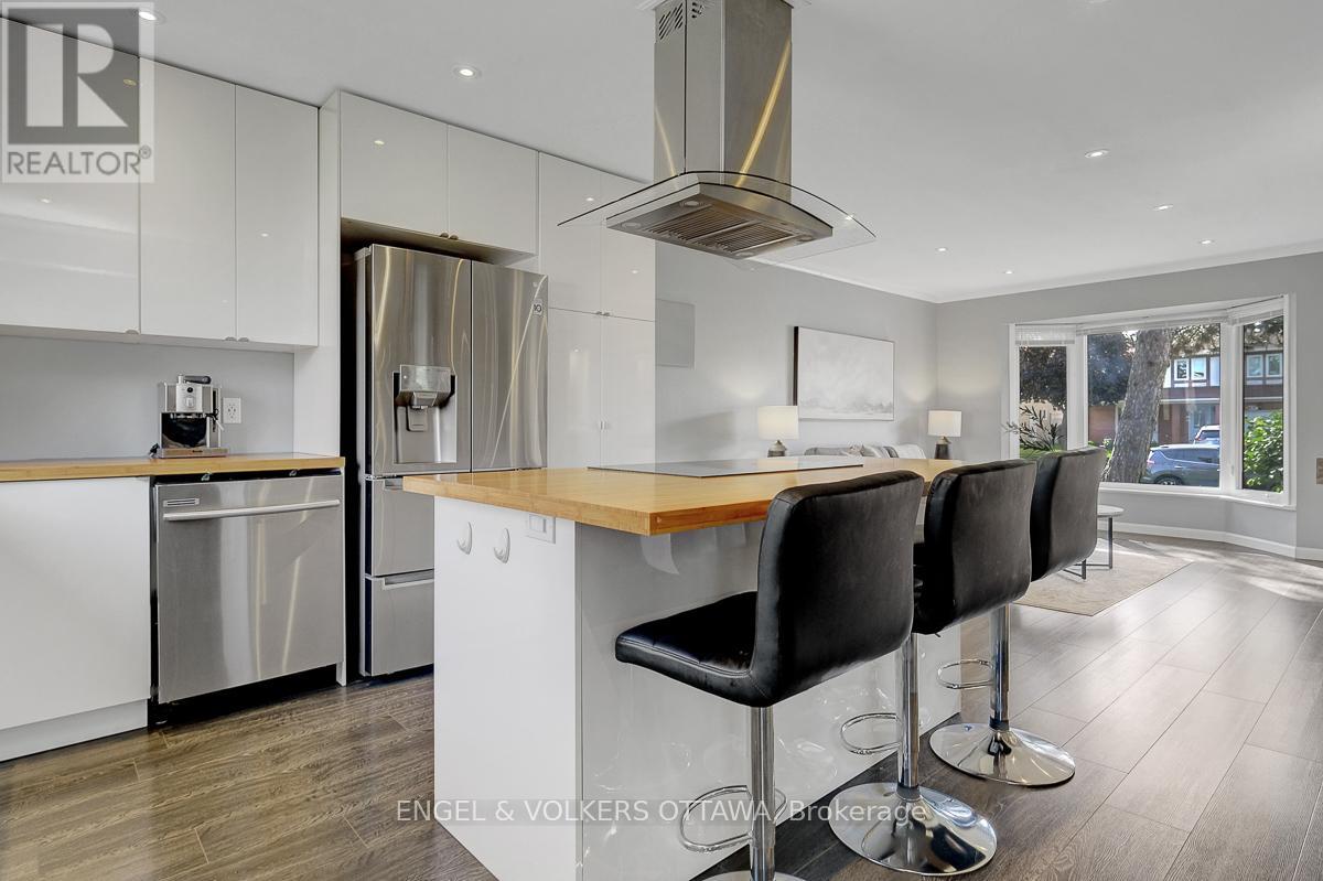 6138 VINEYARD DRIVE - 18