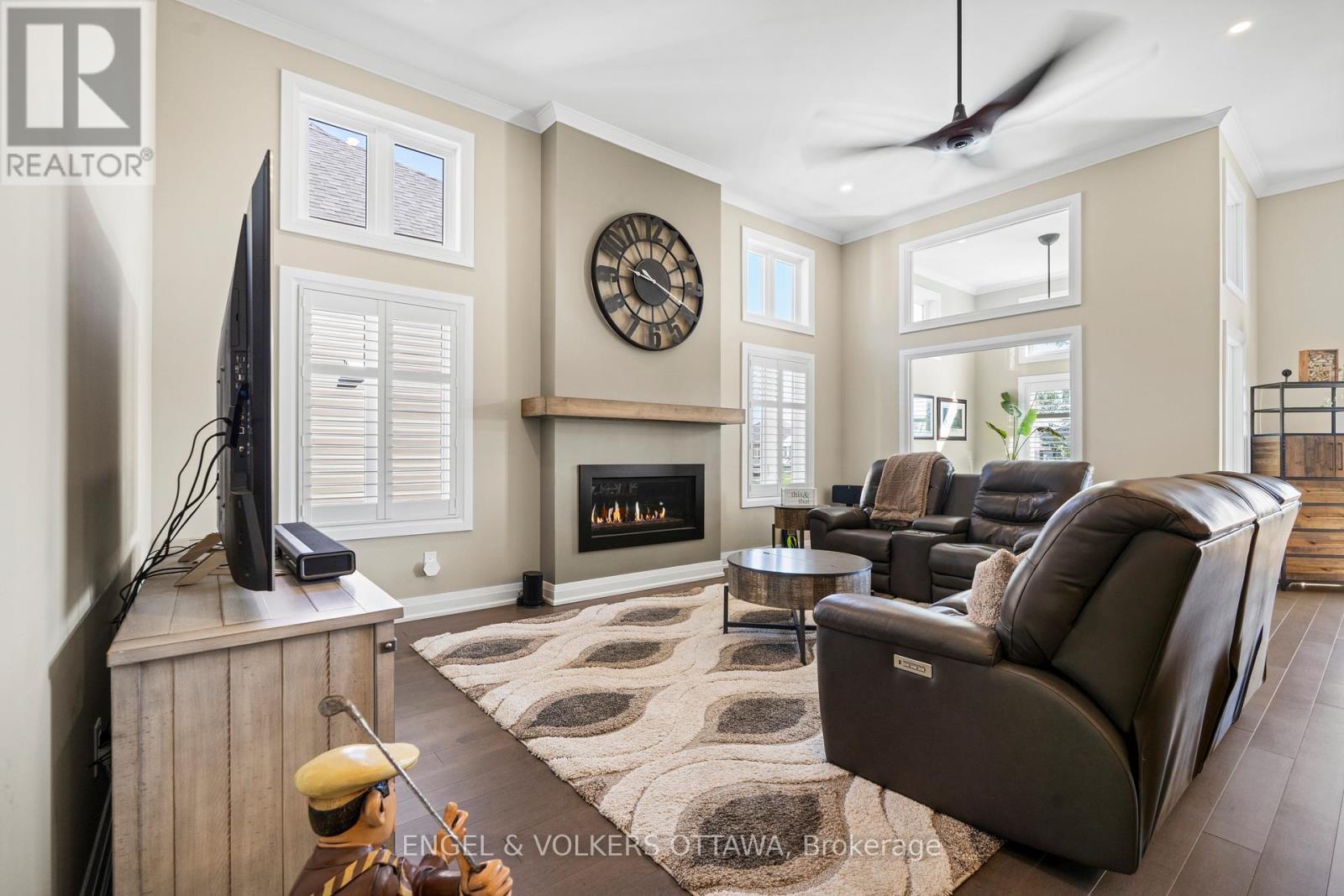 150 BLACKHORSE DRIVE - 17