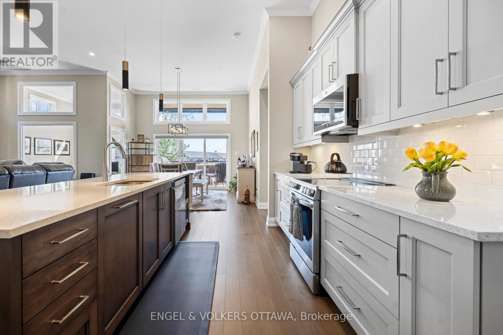 150 BLACKHORSE DRIVE - 22