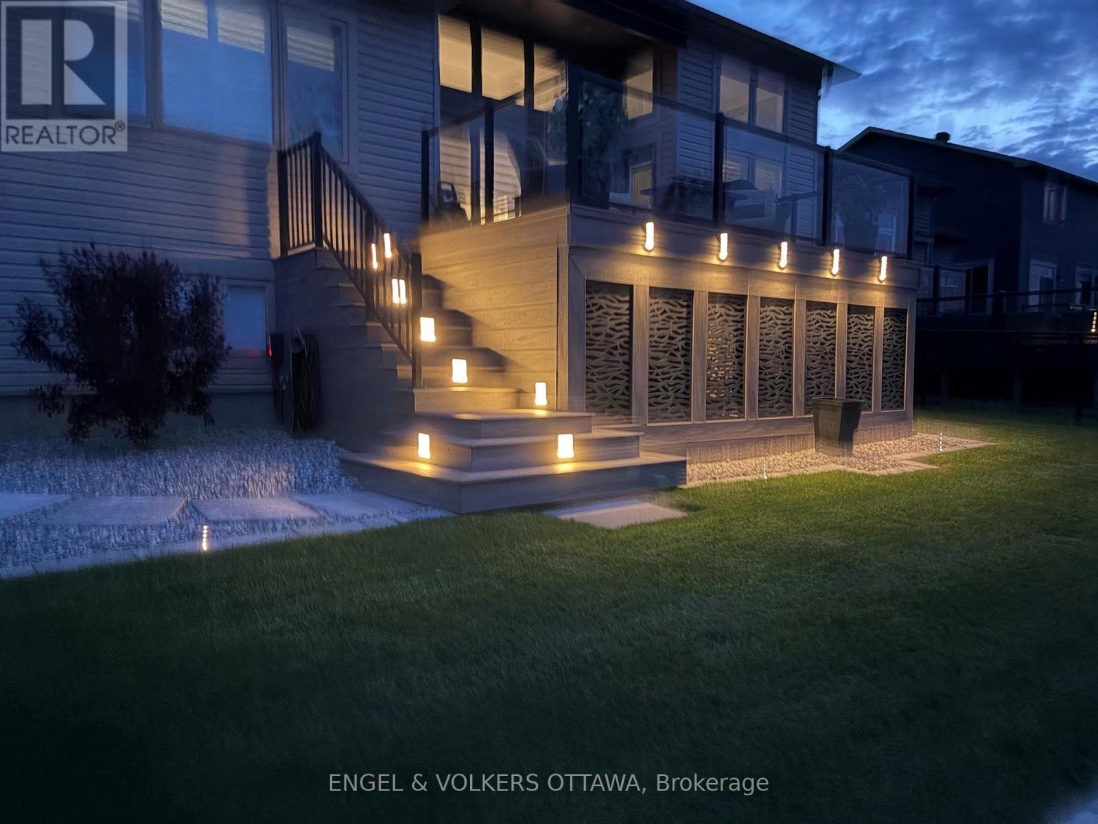 150 BLACKHORSE DRIVE - 37