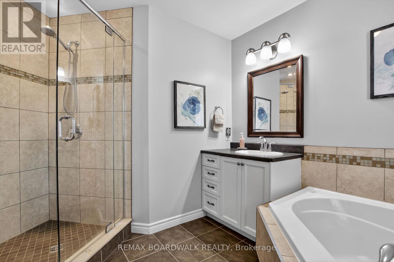 375 QUARTZ AVENUE - 25