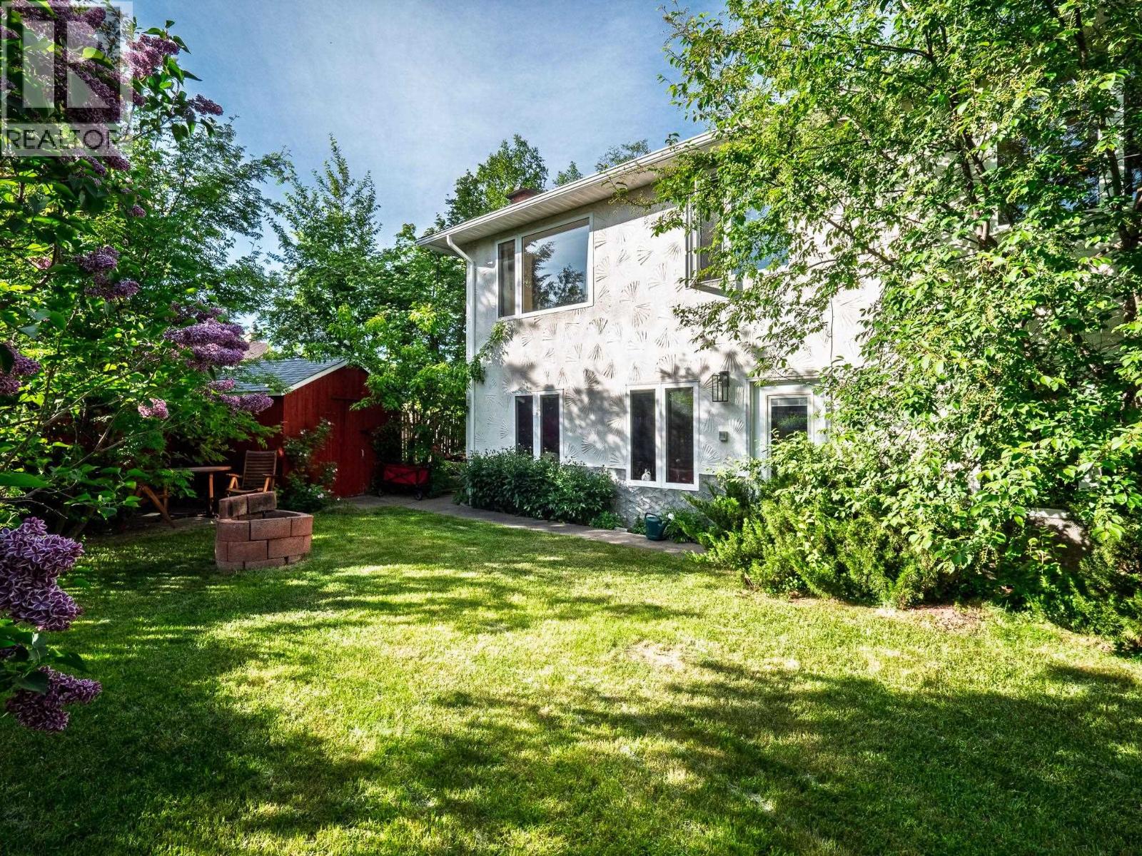 223 KING DRIVE - 6