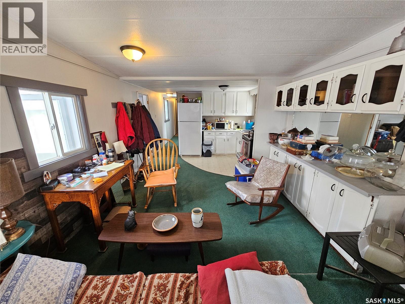702 Railway AVENUE - 11