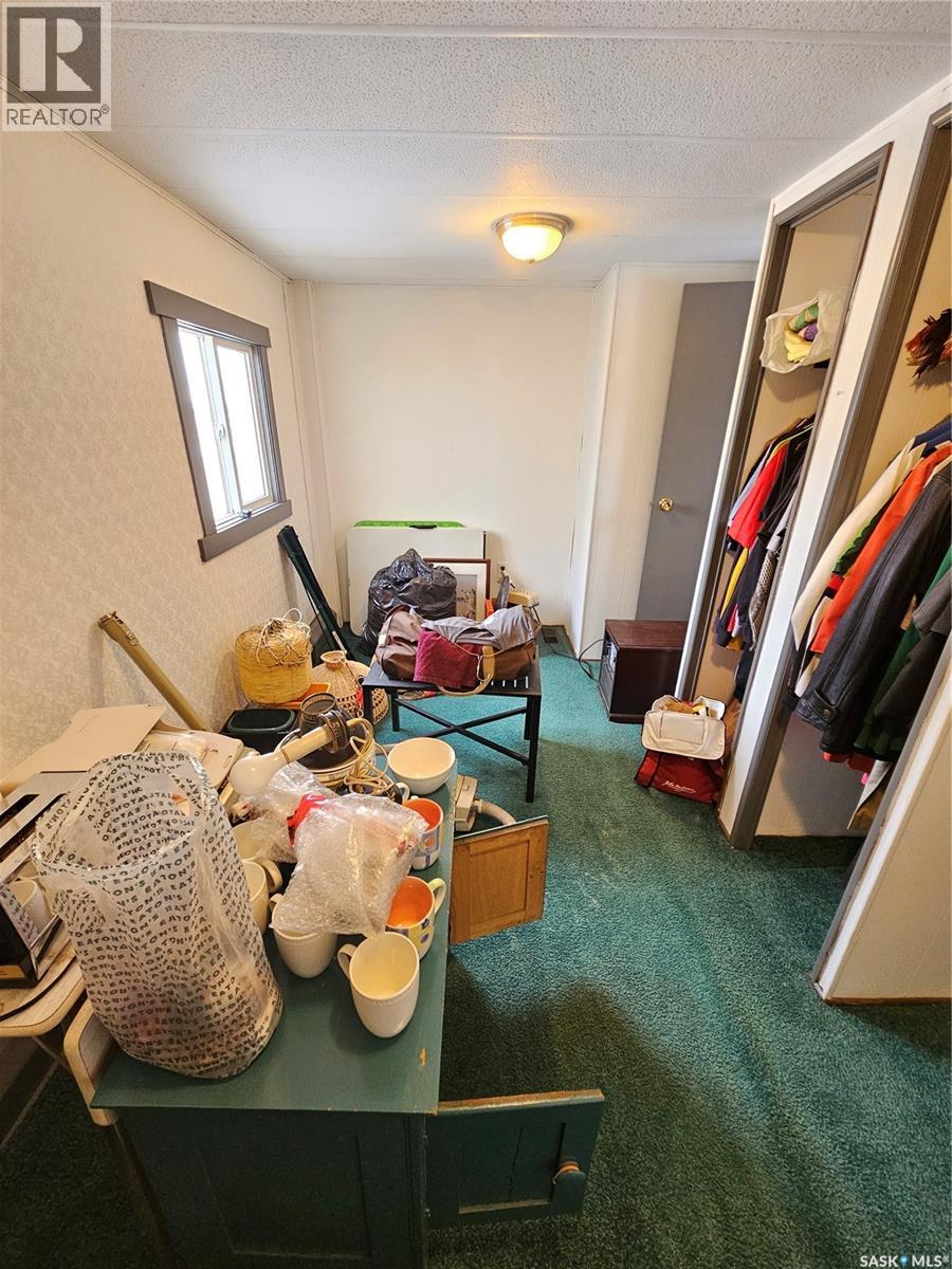702 Railway AVENUE - 22