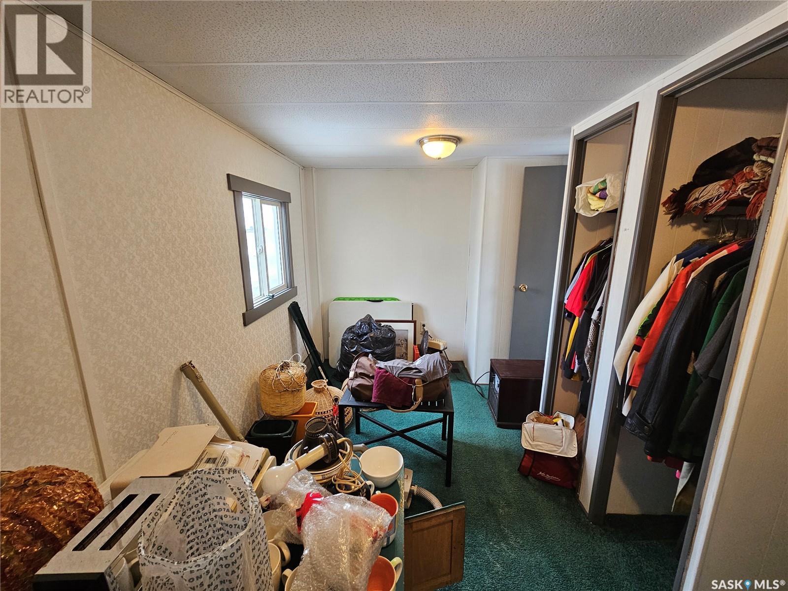 702 Railway AVENUE - 23
