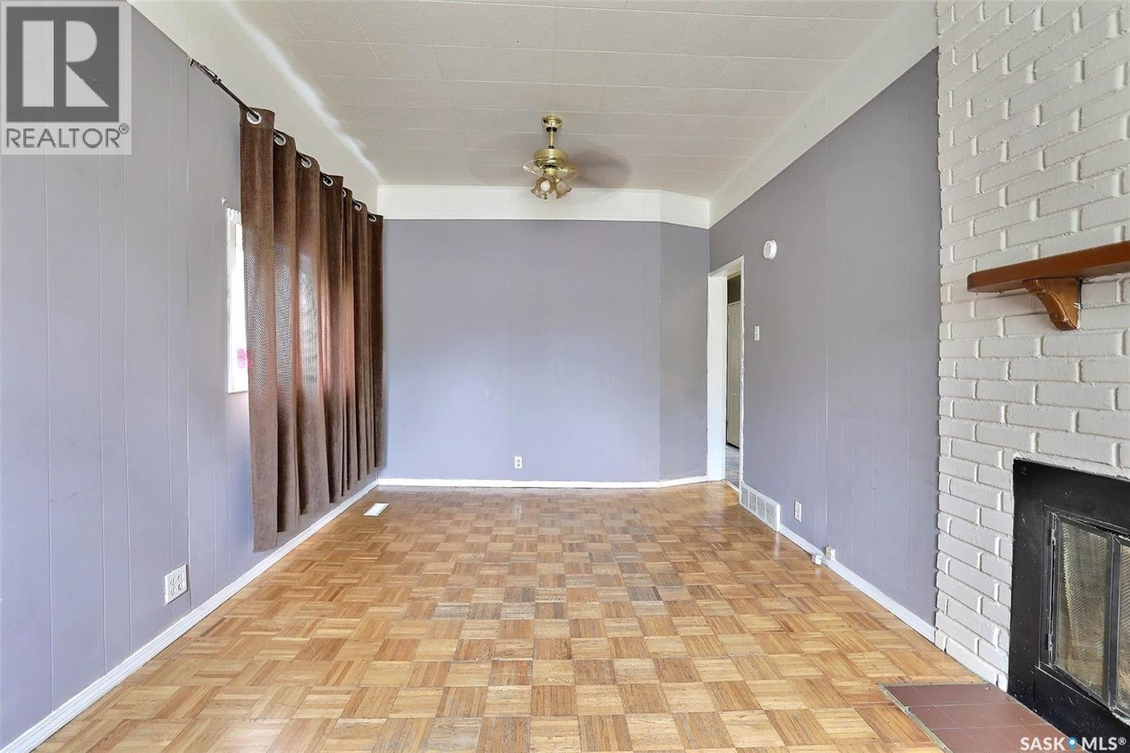 2030 queen STREET - 2