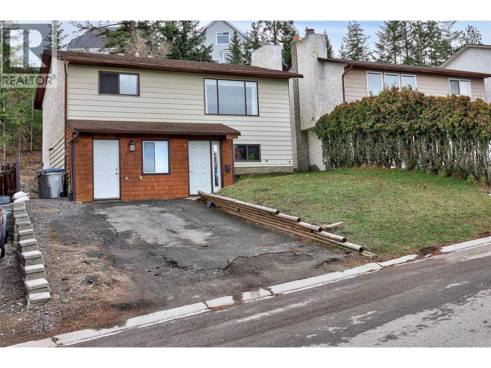 1967 Harrison Way - Image 3