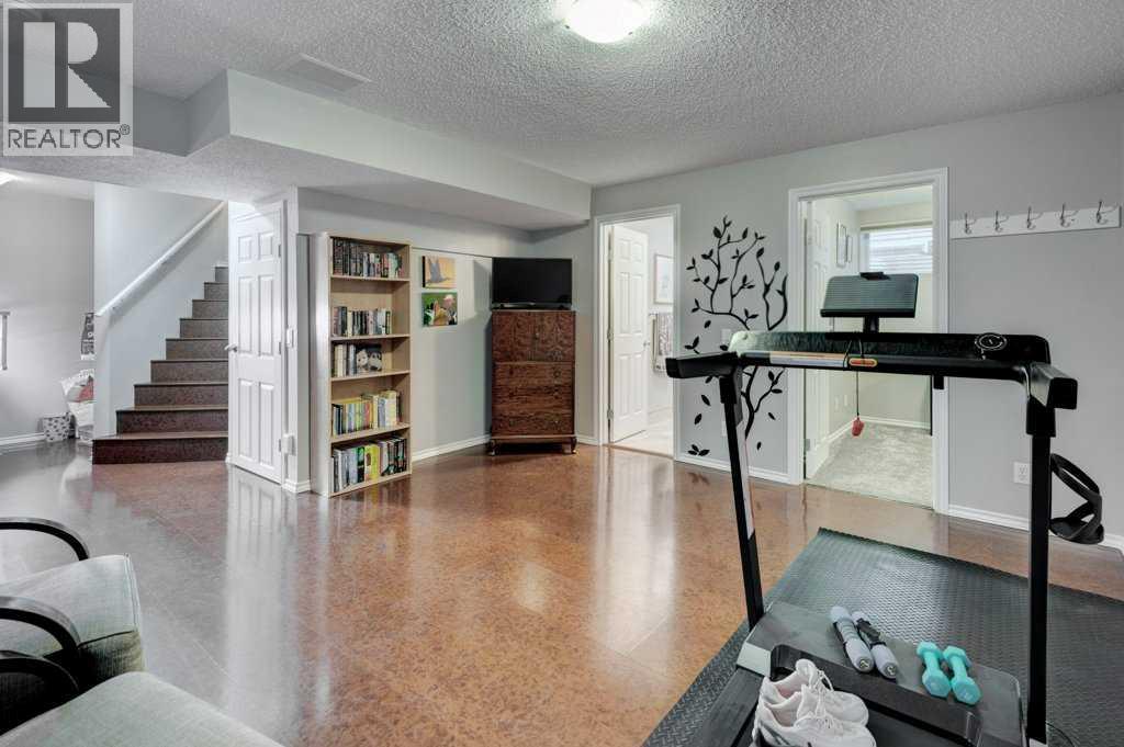 174 Brightondale Crescent SE - 24