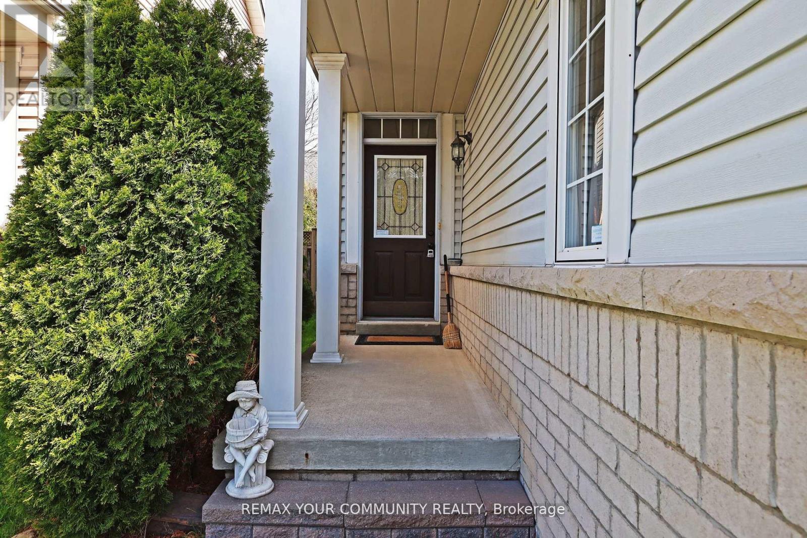 30 TROUT LILY AVENUE - 3