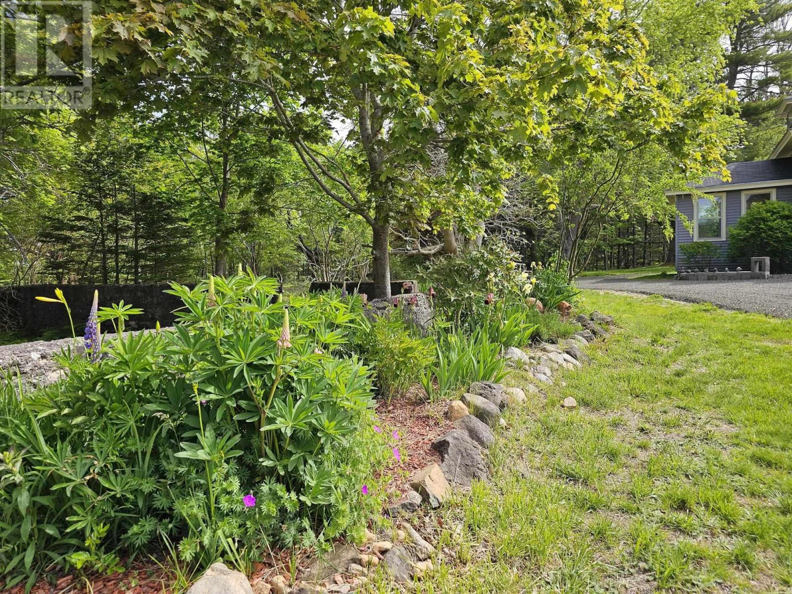 3092 Highway 1 - 49