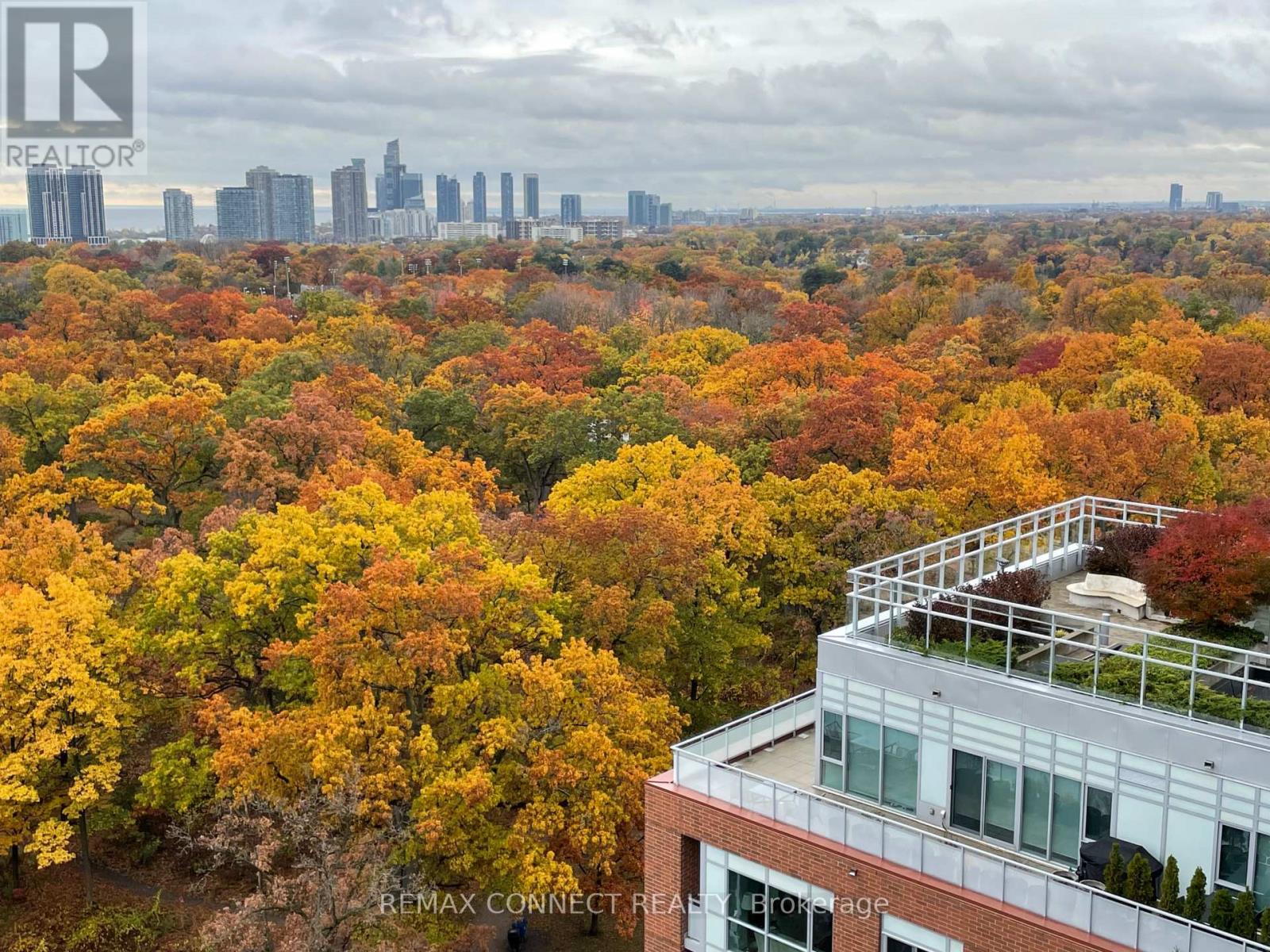 #LPH4 1830 BLOOR STREET W - 11