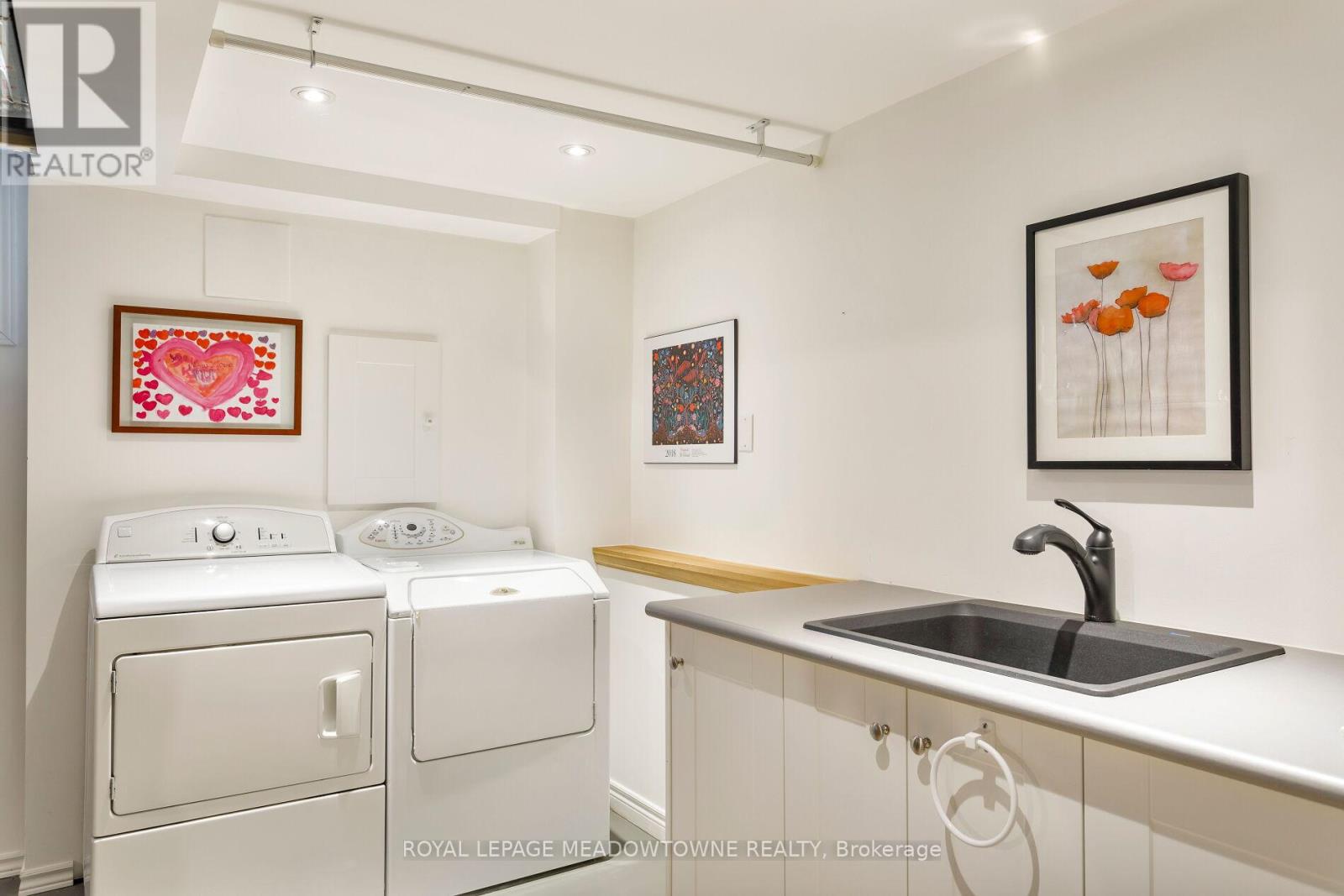 2130 VARENCY DRIVE - 25