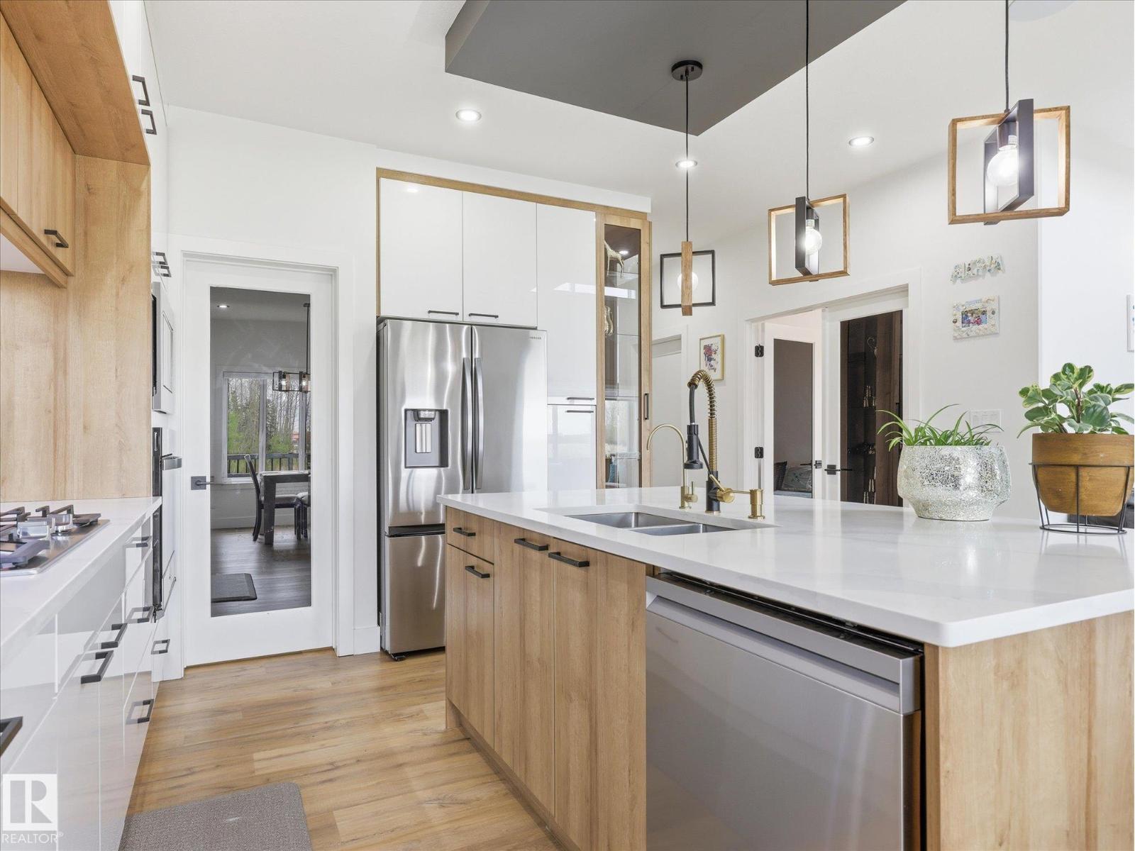 622 ASTORIA WY - 12