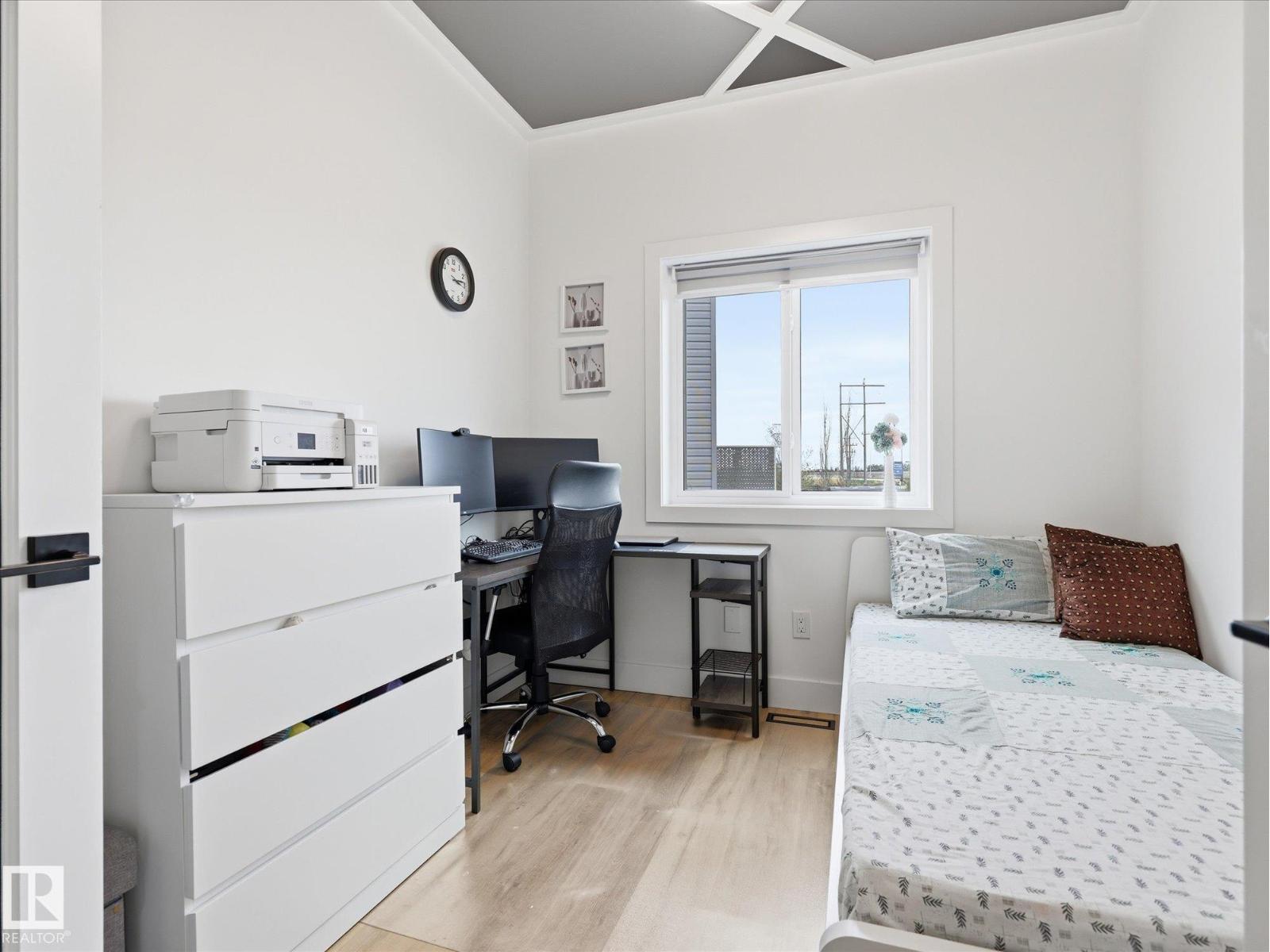 622 ASTORIA WY - 18