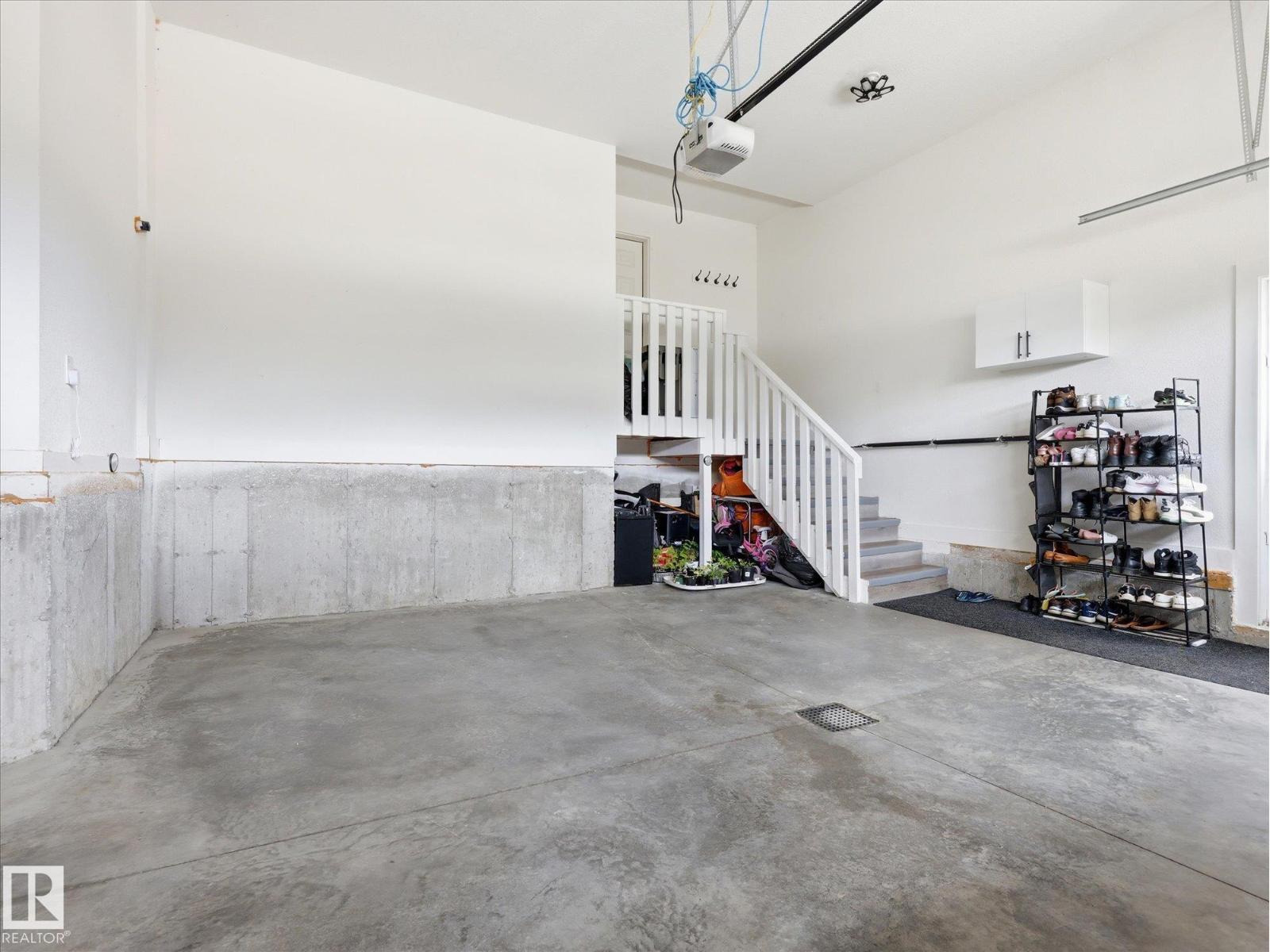 622 ASTORIA WY - 37