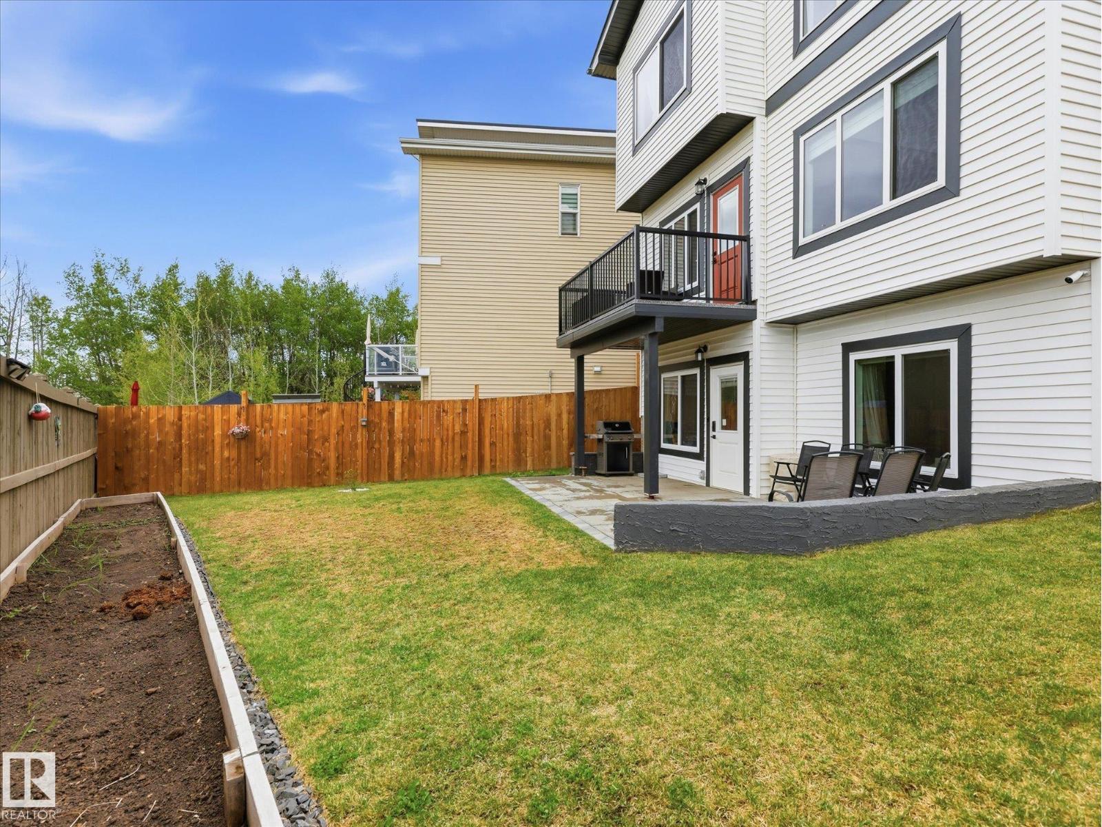622 ASTORIA WY - 44