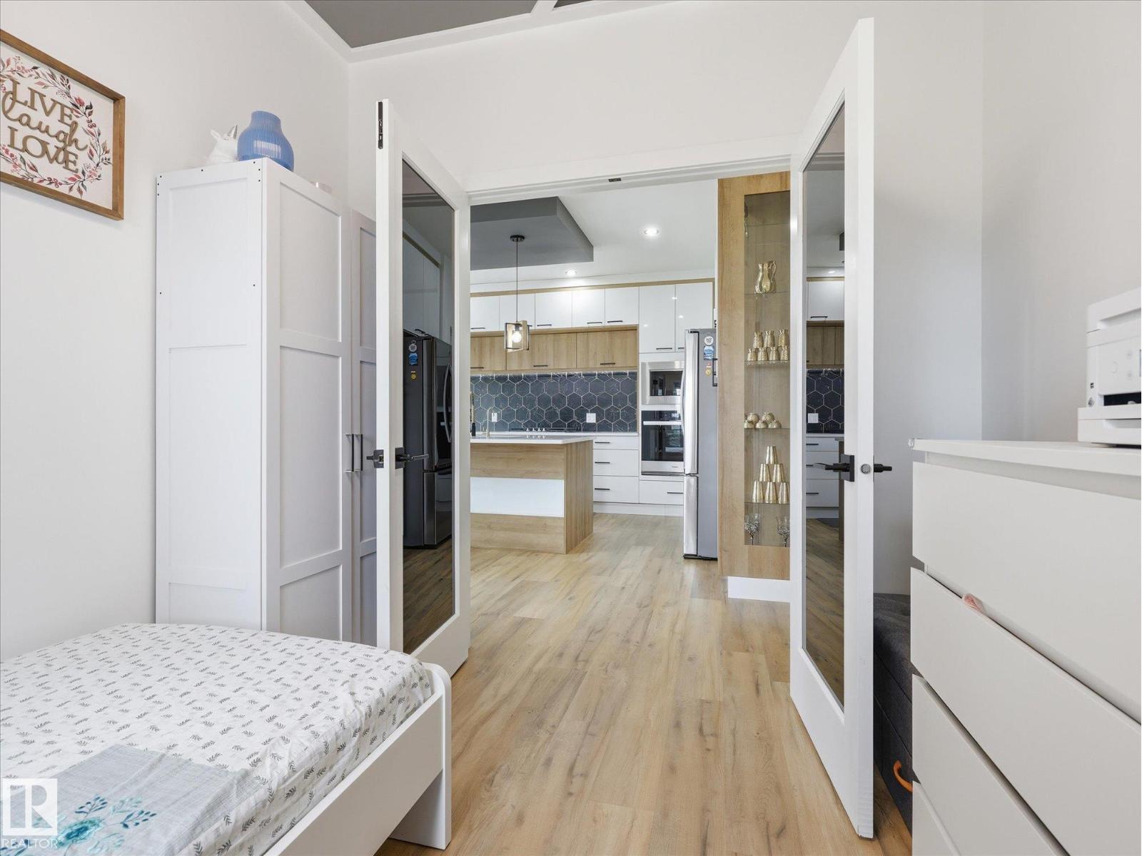 622 ASTORIA WY - 17
