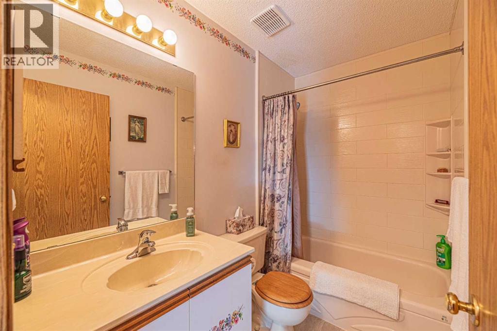 259 Carmel Close NE - 26