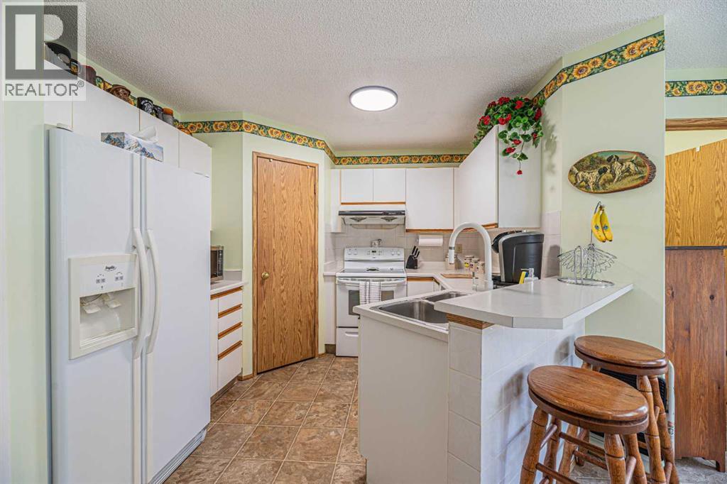 259 Carmel Close NE - 13