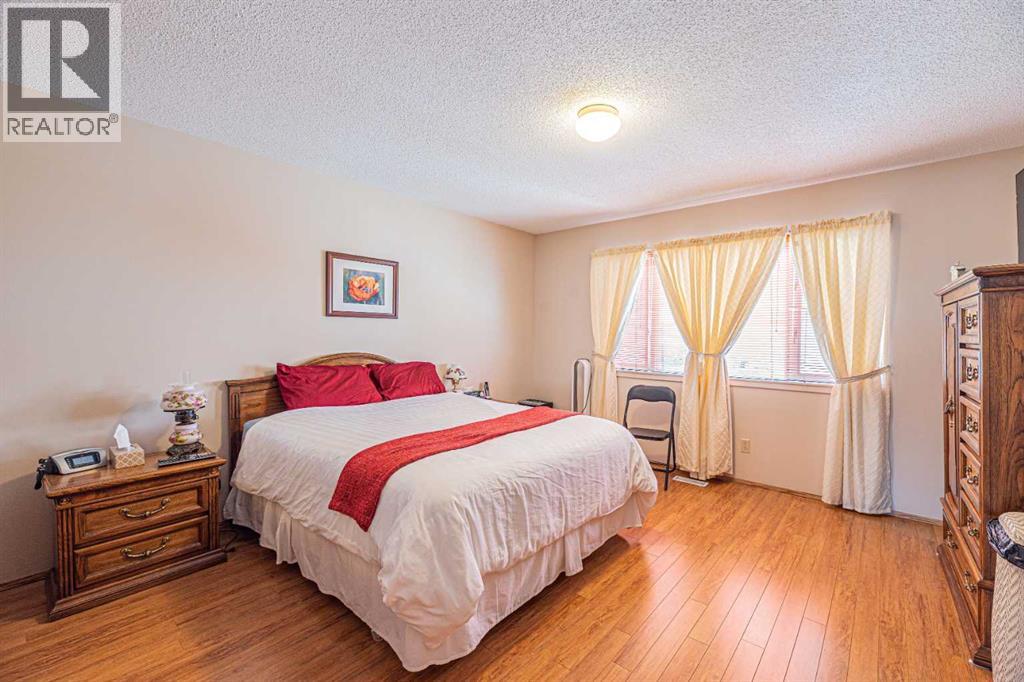 259 Carmel Close NE - 24