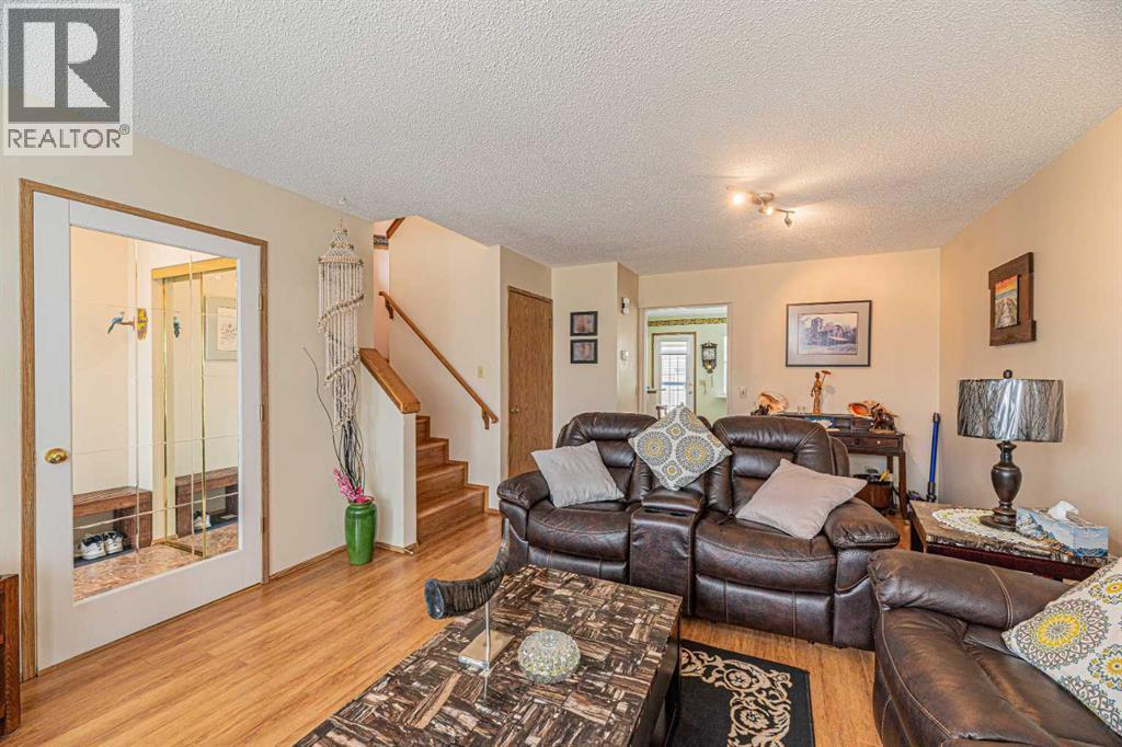 259 Carmel Close NE - 9