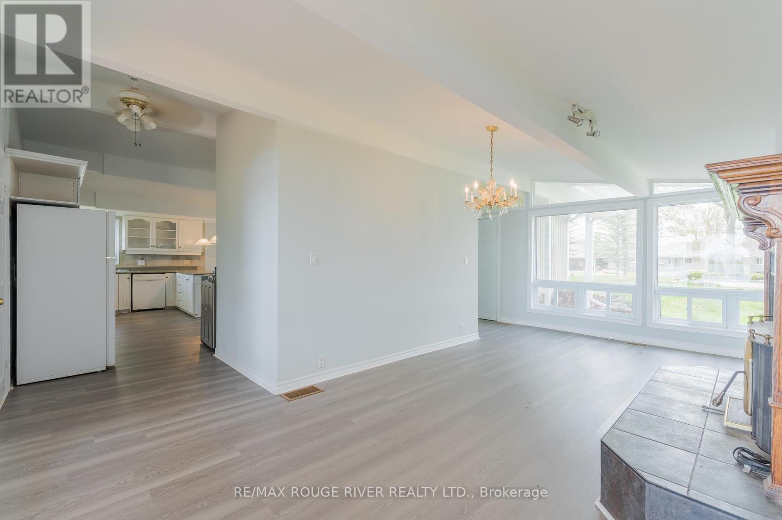 30 EDGEWATER DRIVE - 13