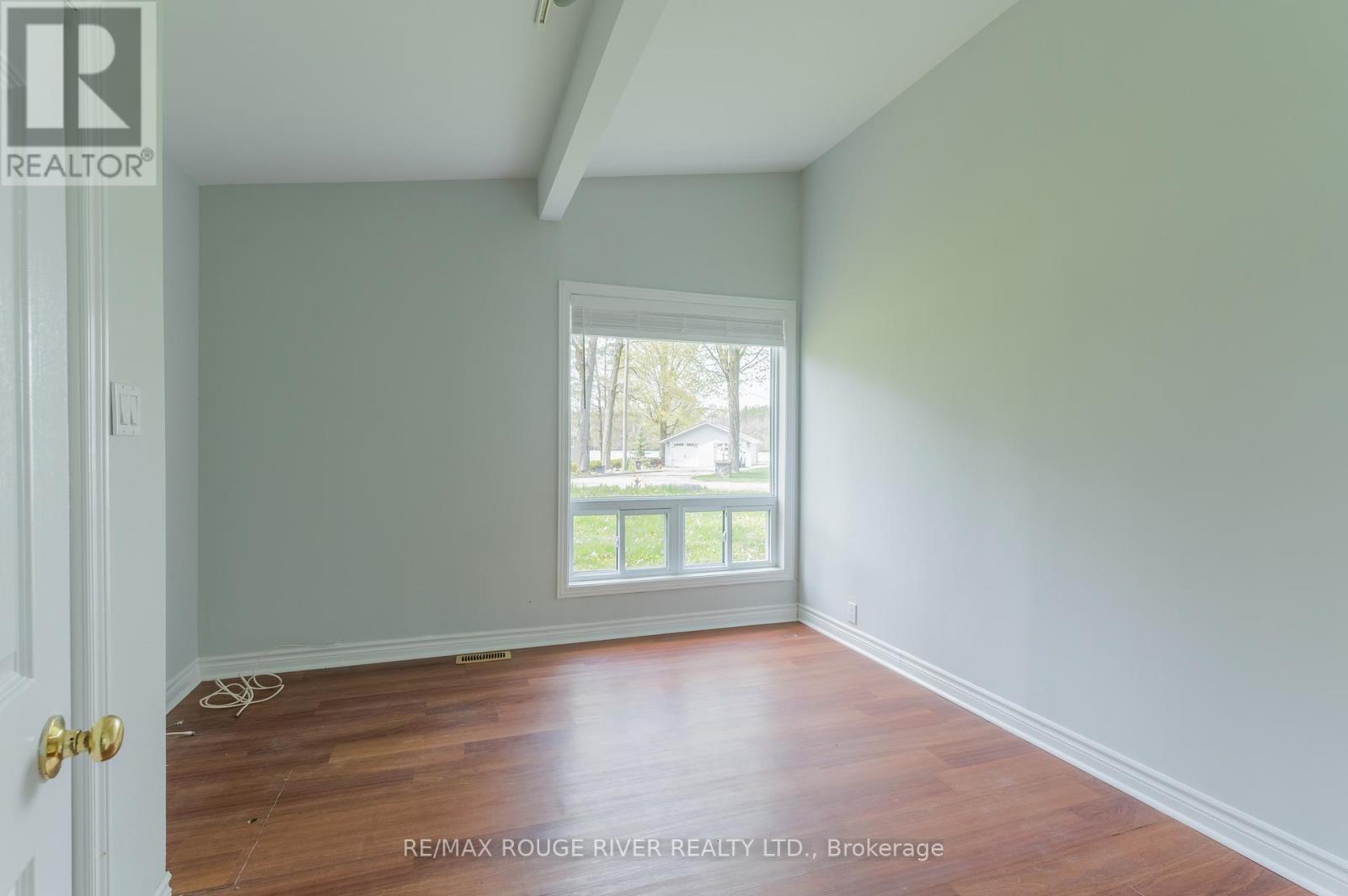 30 EDGEWATER DRIVE - 19
