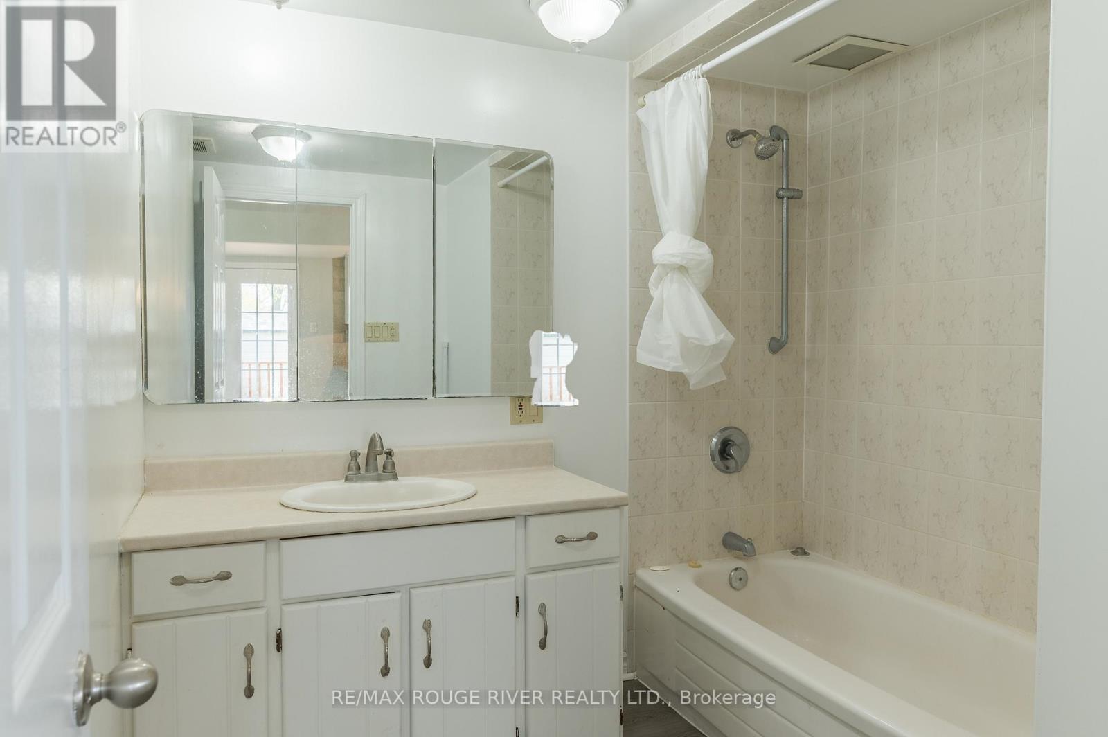 30 EDGEWATER DRIVE - 22