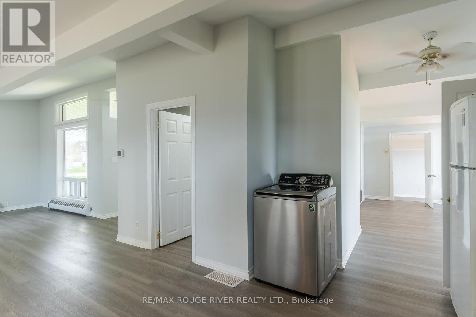 30 EDGEWATER DRIVE - 24