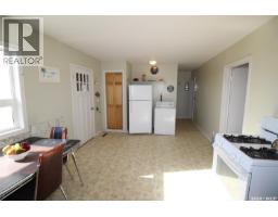 4pc Bathroom - 710 Railway Avenue, Arlington Rm No  79, SK S0N0S0 Photo 6