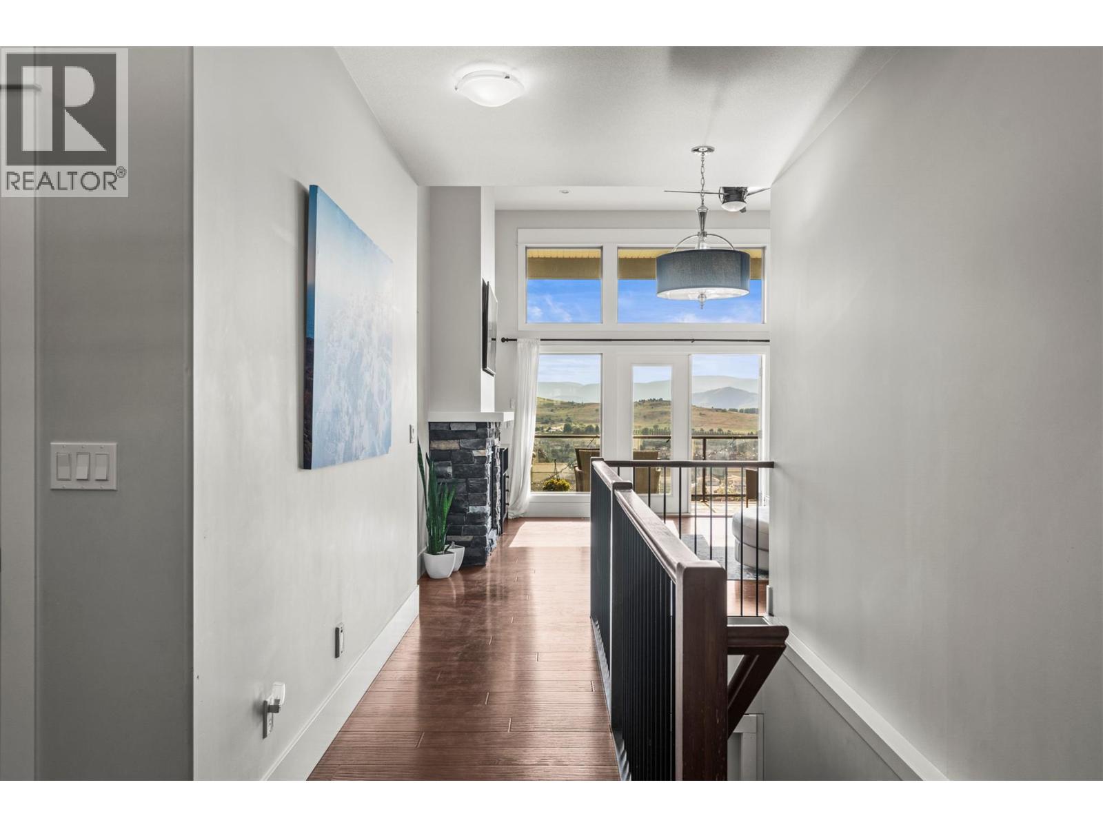 940 Mt Ida Drive - 10